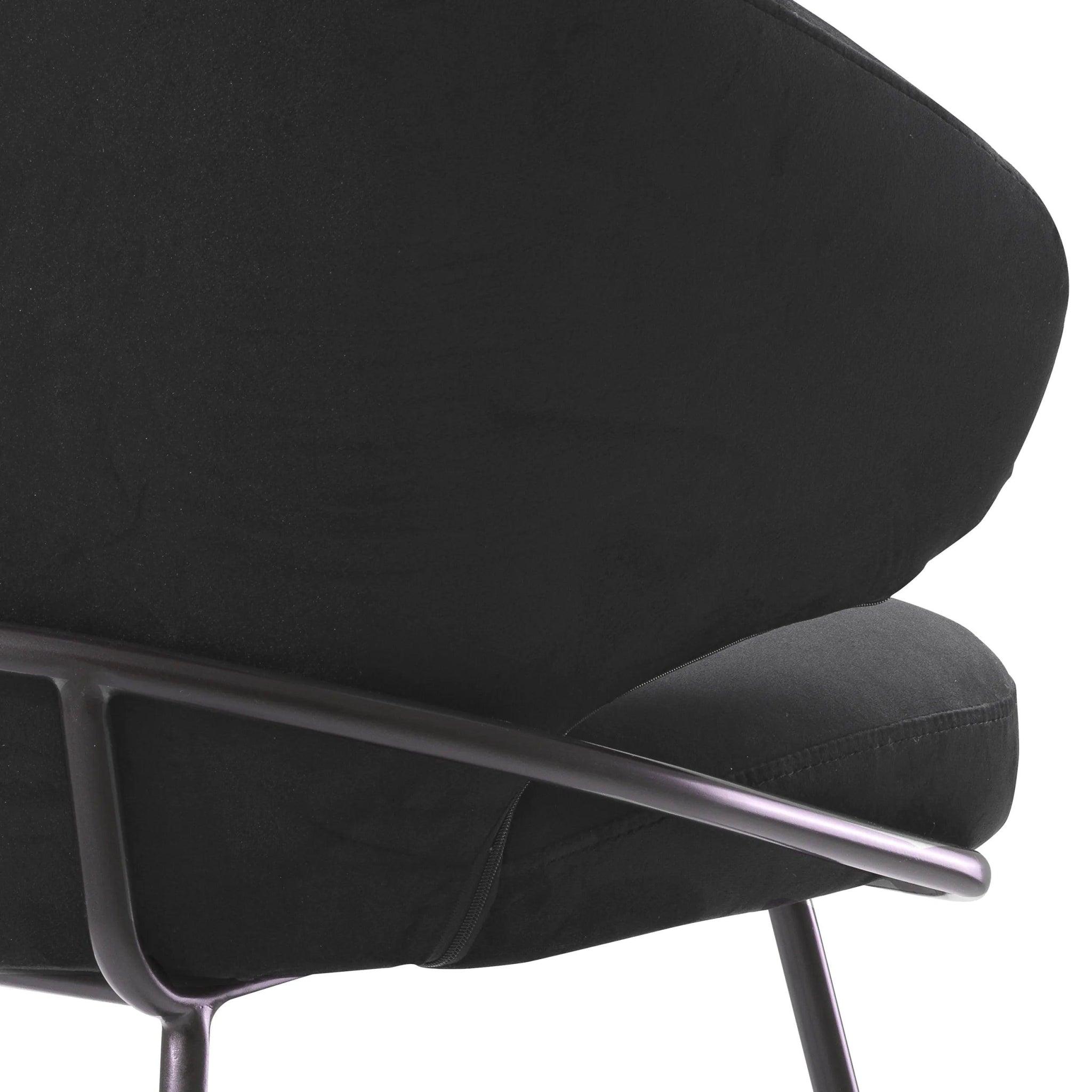 Krzesło aksamitne KINLEY czarny z brązowym wykończeniem Eichholtz Eye on Design