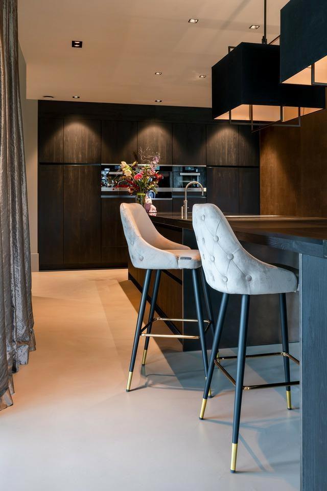 Krzesło barowe IMANI beżowy Richmond Interiors Eye on Design