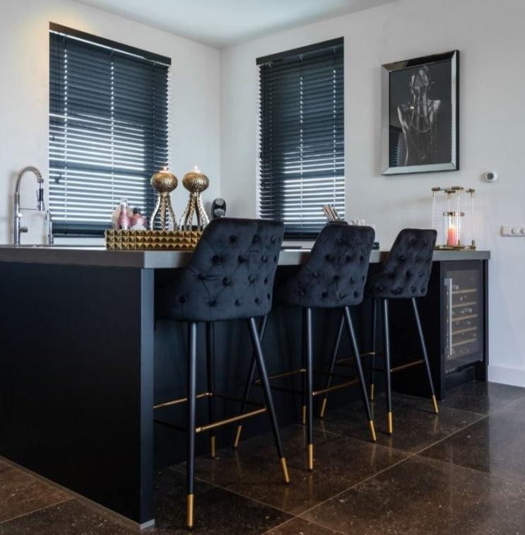 Krzesło barowe IMANI czarny Richmond Interiors Eye on Design