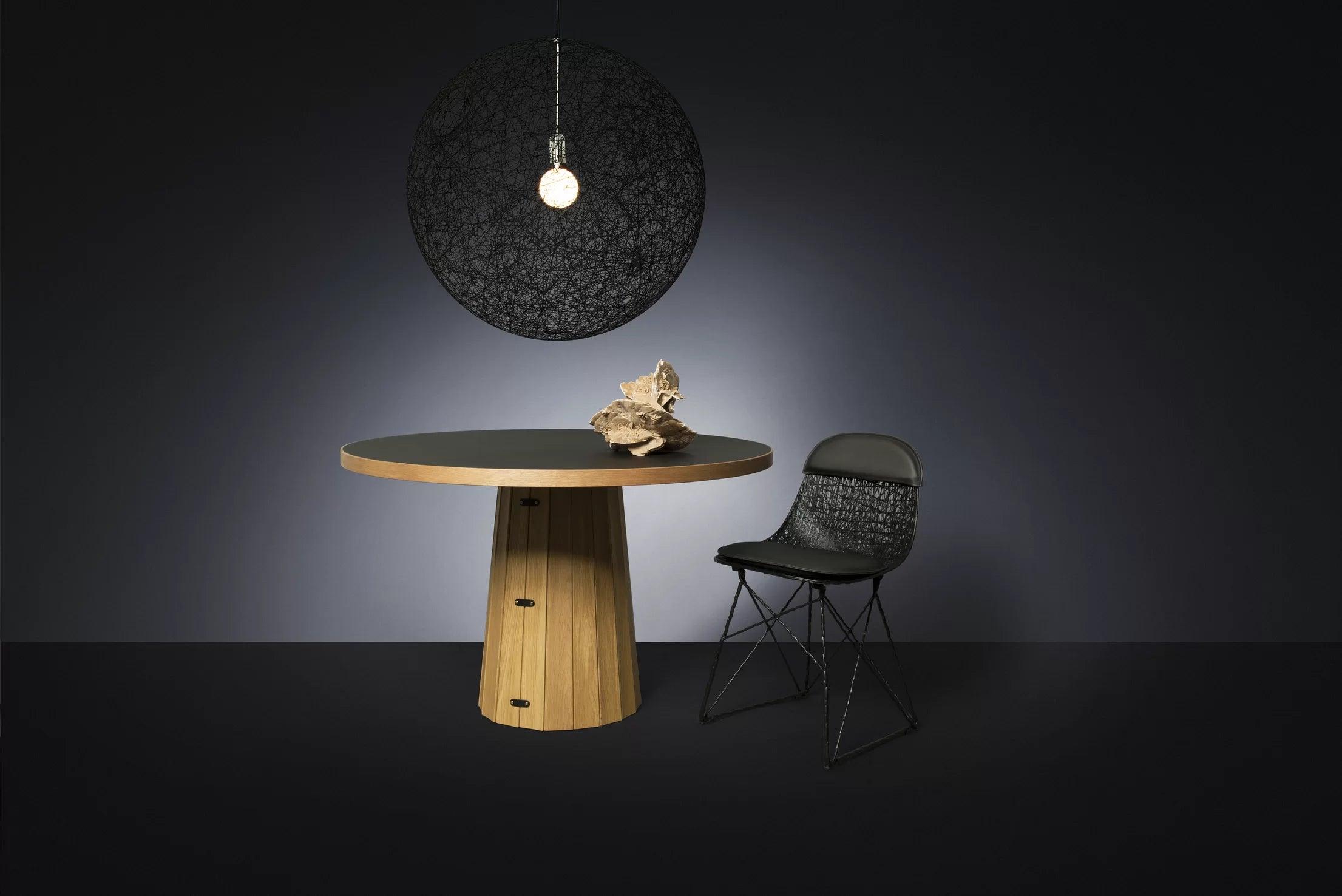 Krzesło CARBON czarny Moooi Eye on Design