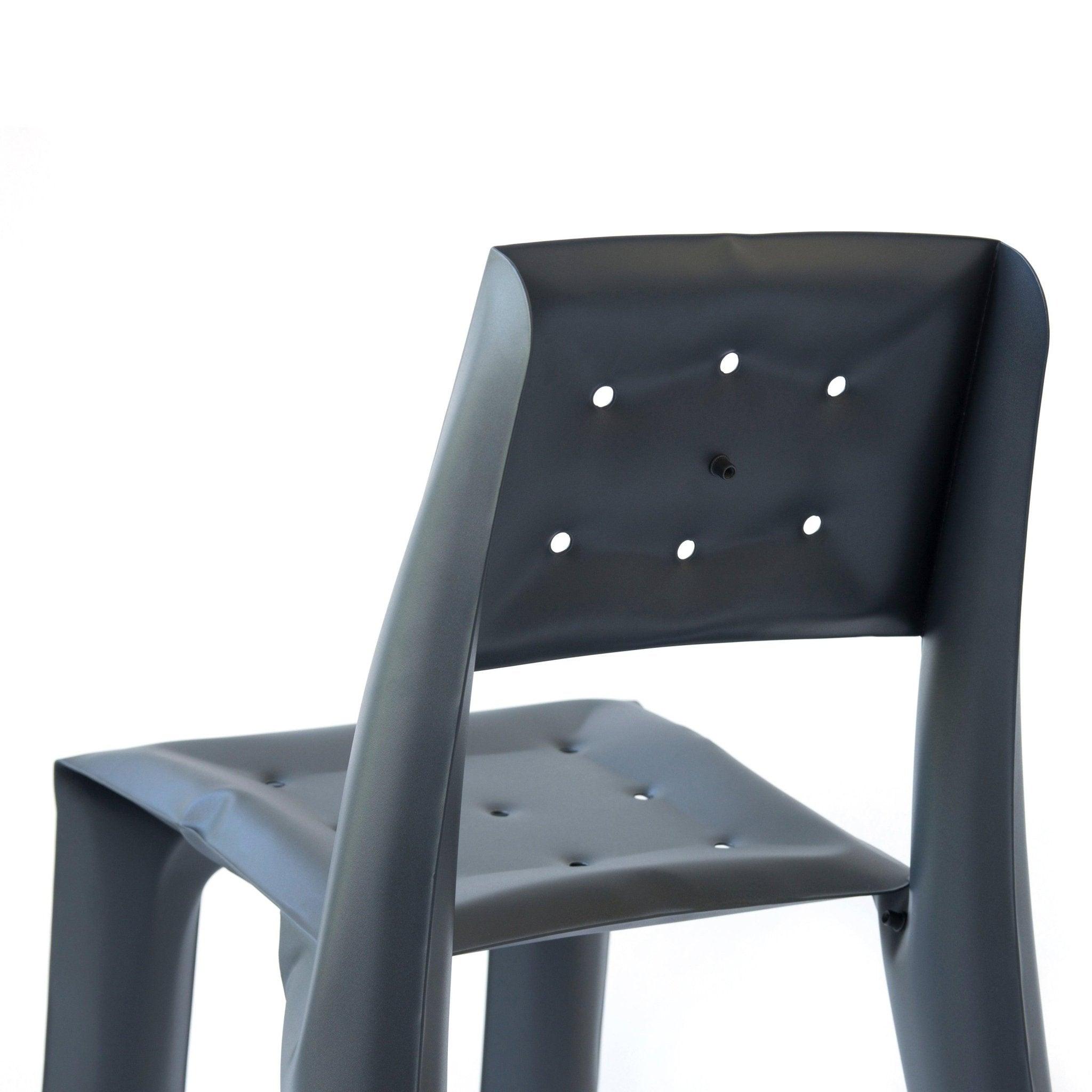 Krzesło CHIPPENSTEEL 0.5 grafitowy mat Zieta Studio Eye on Design