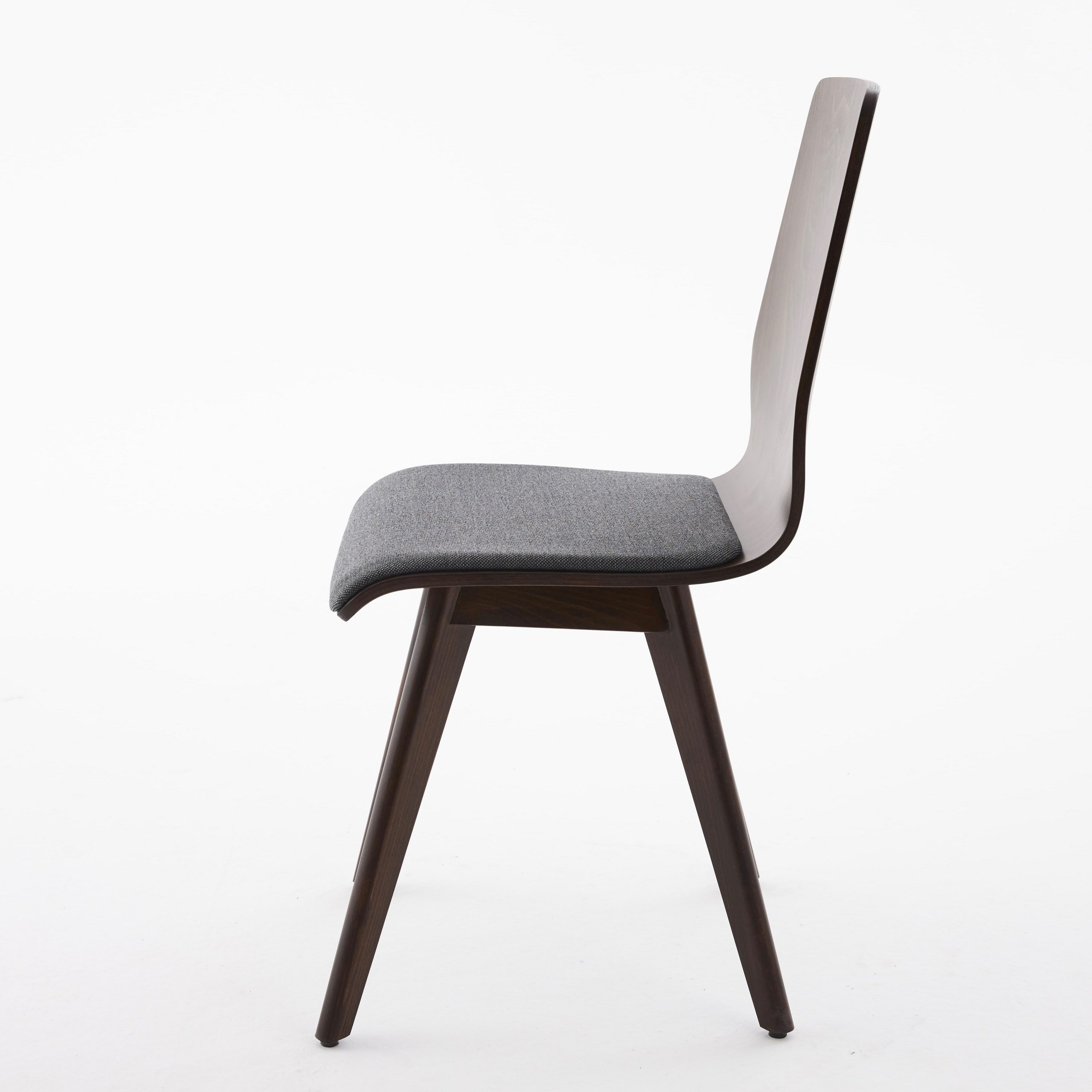 CLEO A-1601 Stuhl mit Holzgestell