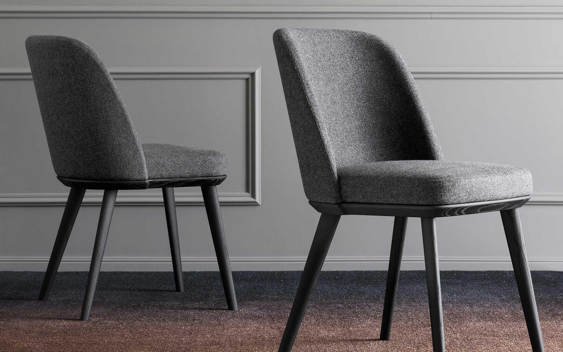 Krzesło FOYER ceglany z drewniana podstawą Calligaris Eye on Design