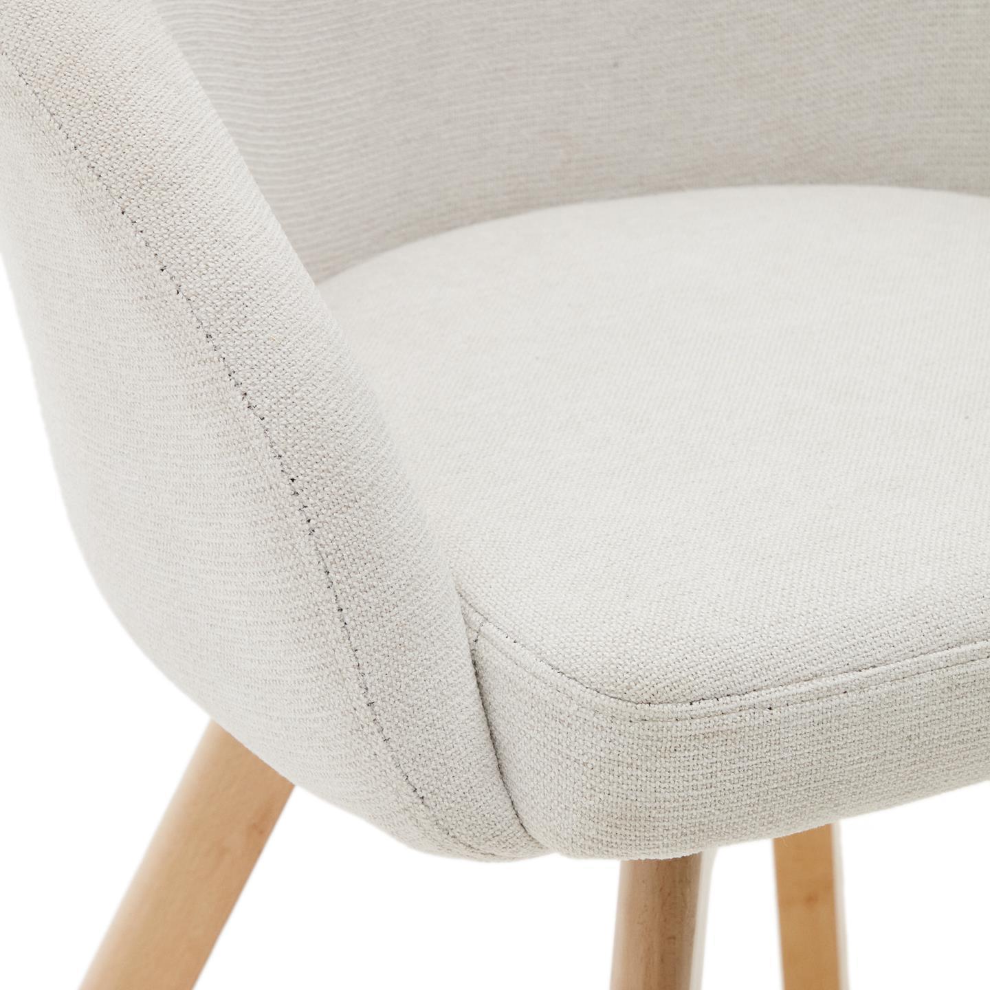 Krzesło obrotowe MARVIN beżowy szenil z drewnianą podstawą La Forma Eye on Design