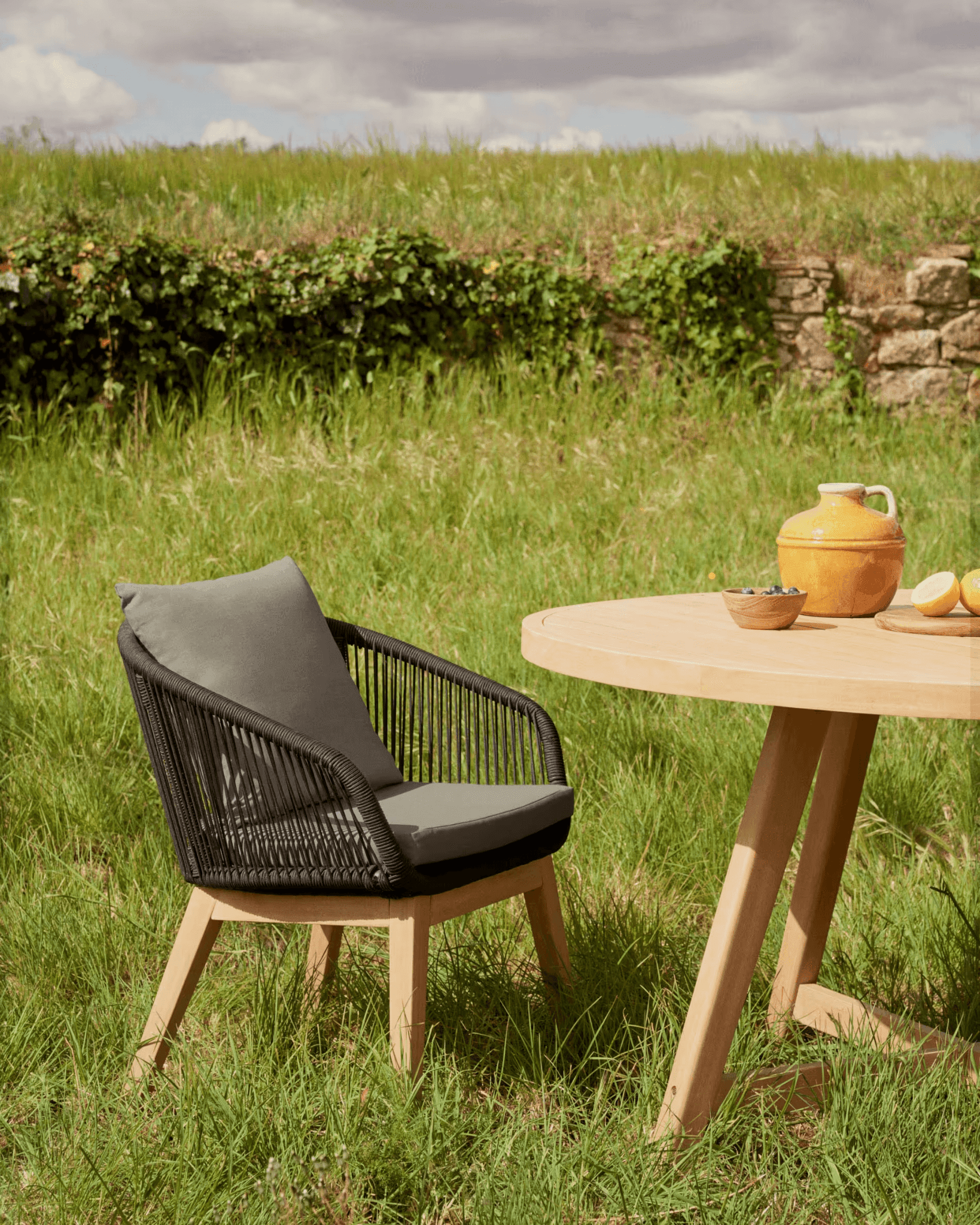 Krzesło ogrodowe PORTALO czarny La Forma Eye on Design