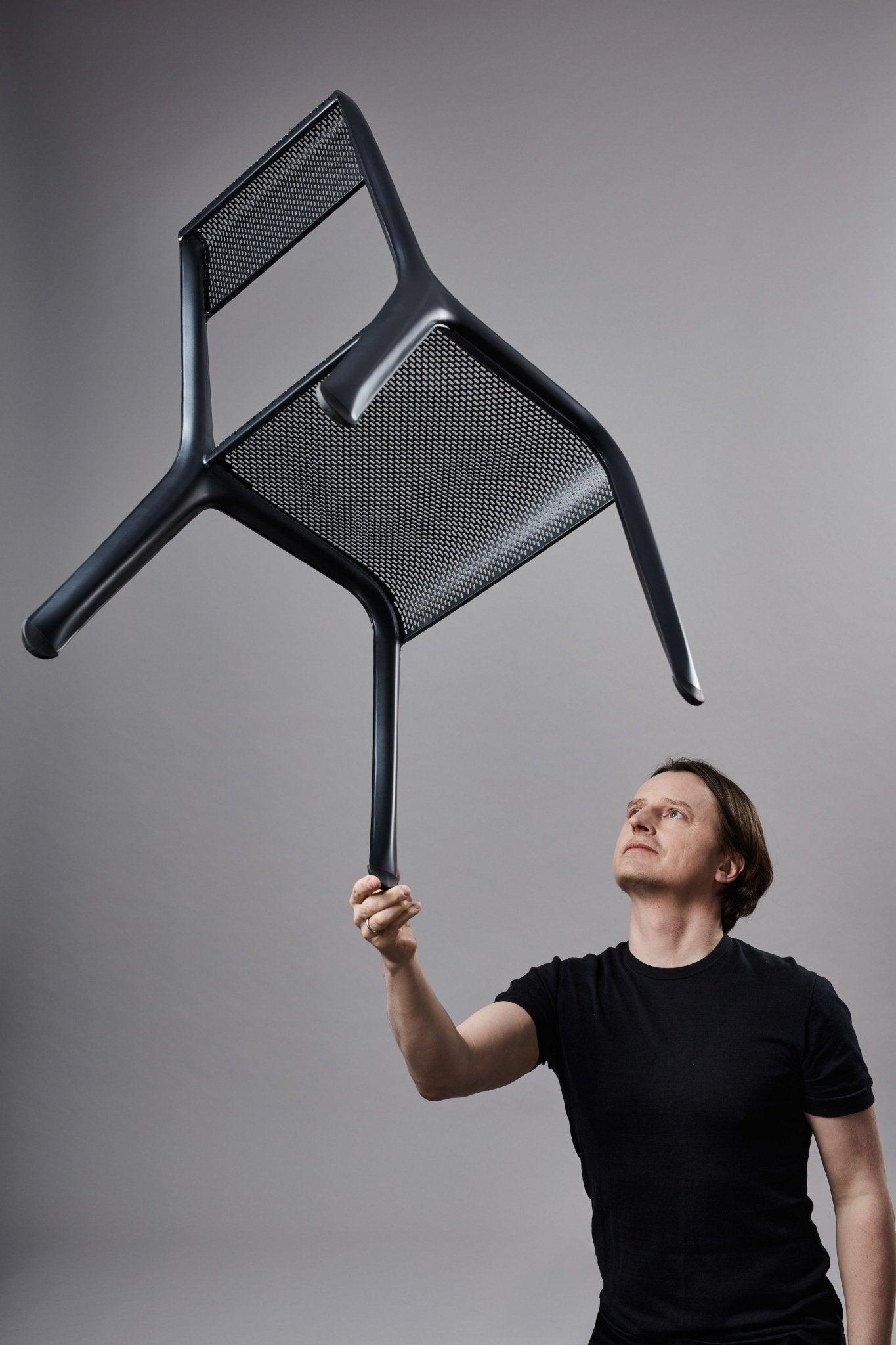 Krzesło ULTRALEGGERA anodowy czarny Zieta Studio Eye on Design