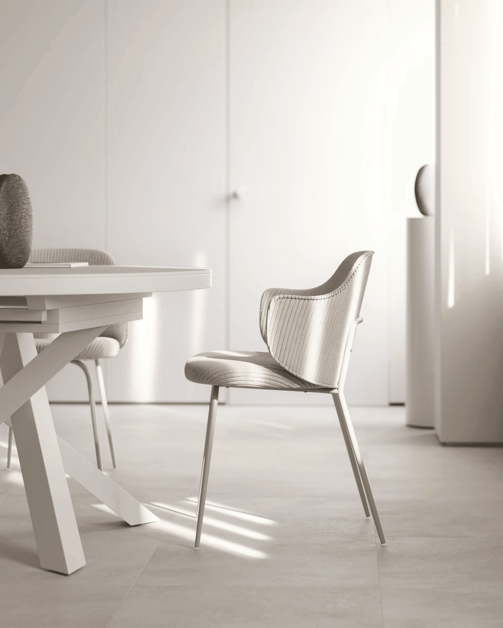 Krzesło YUNIA beżowy sztruks La Forma Eye on Design