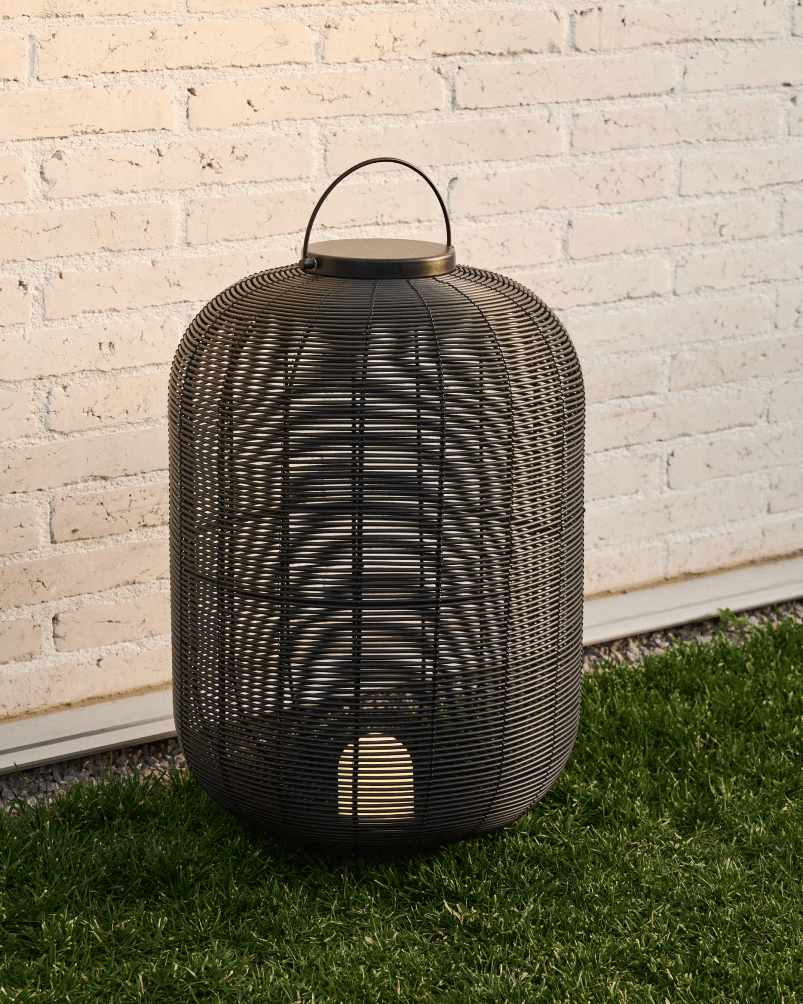 Lampa akumulatorowa SARANELLA czarny rattan La Forma Eye on Design