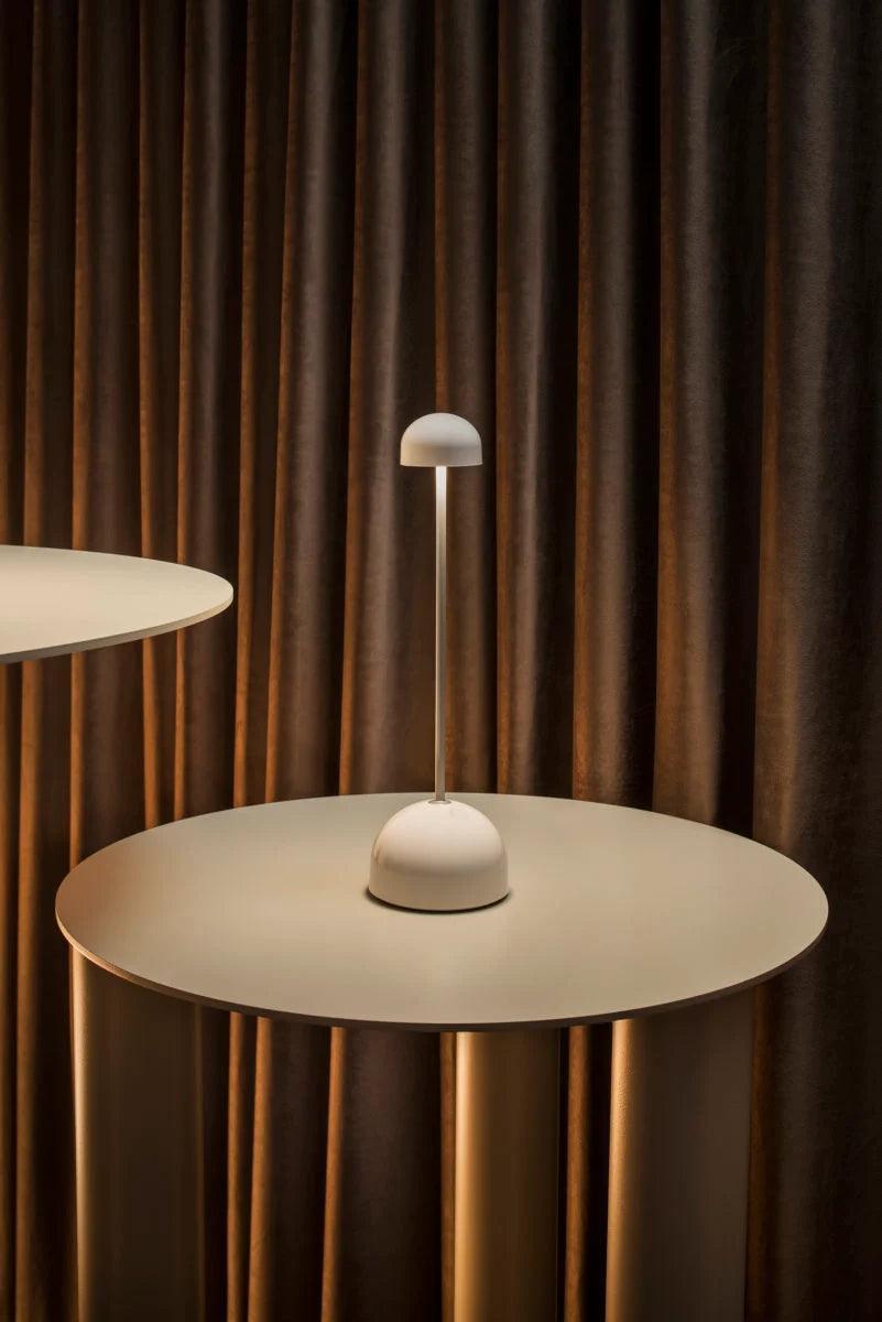 Lampa akumulatorowa SIPS zielony ze złotym Marset Eye on Design