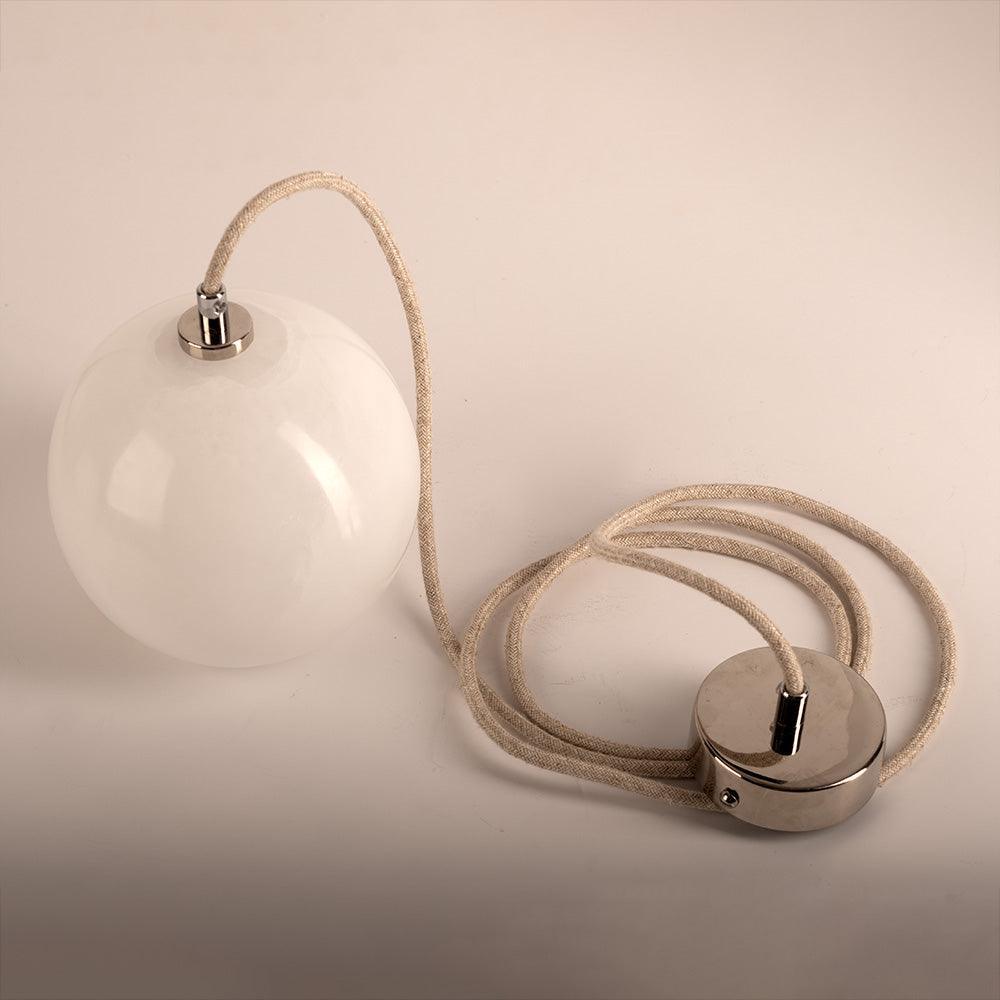 Lampa alabastrowa wisząca SELENE mosiężny Embassy Interiors Eye on Design