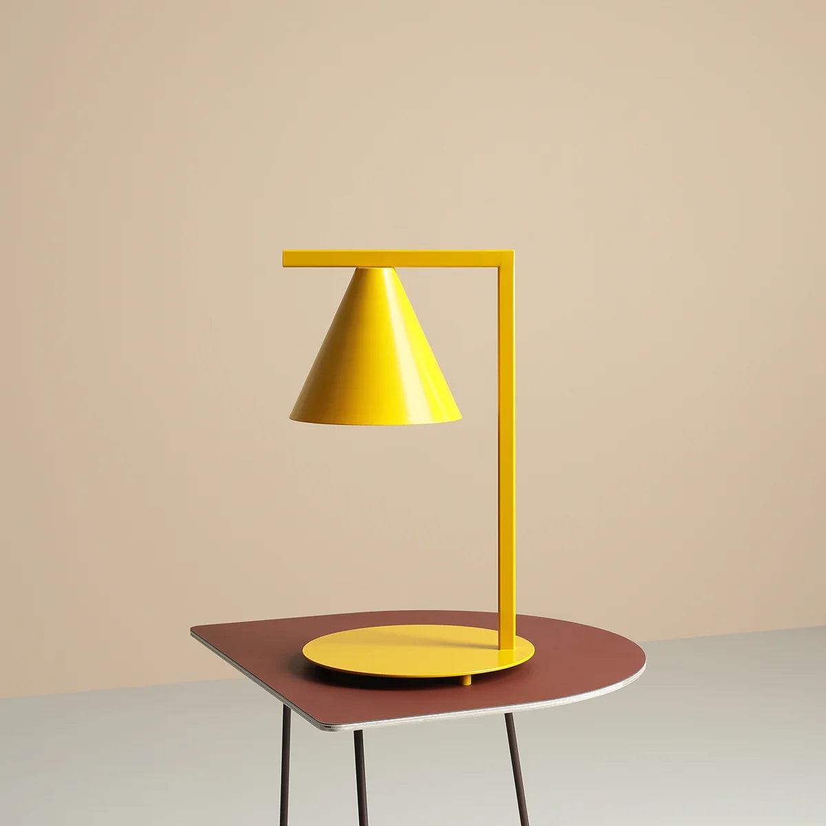 Lampa biurkowa FORM musztardowy Artera Eye on Design