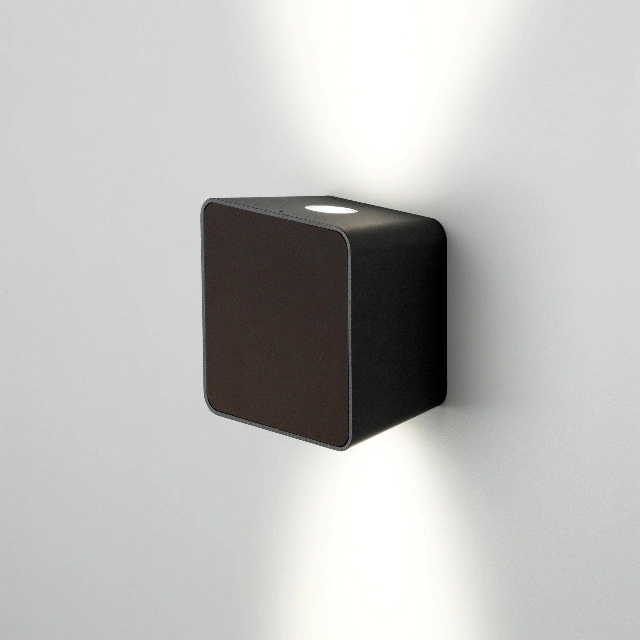Lampa kwadratowa ścienna zewnętrzna LAB brązowy Marset Eye on Design