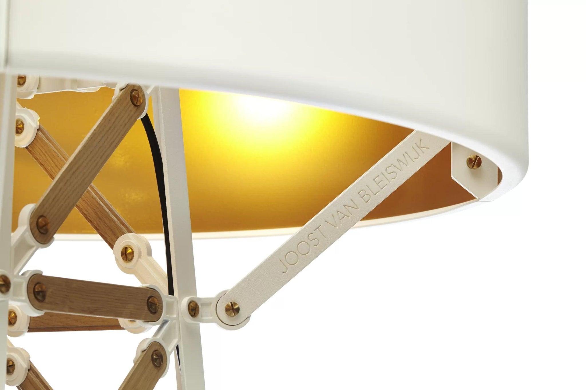 Lampa podłogowa CONSTRUCTION biały Moooi Eye on Design