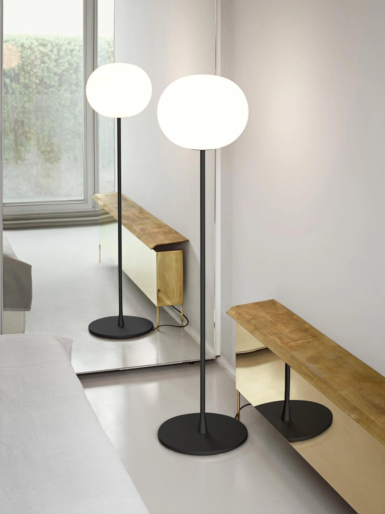 Lampa podłogowa GLO-BALL czarny matowy Flos Eye on Design