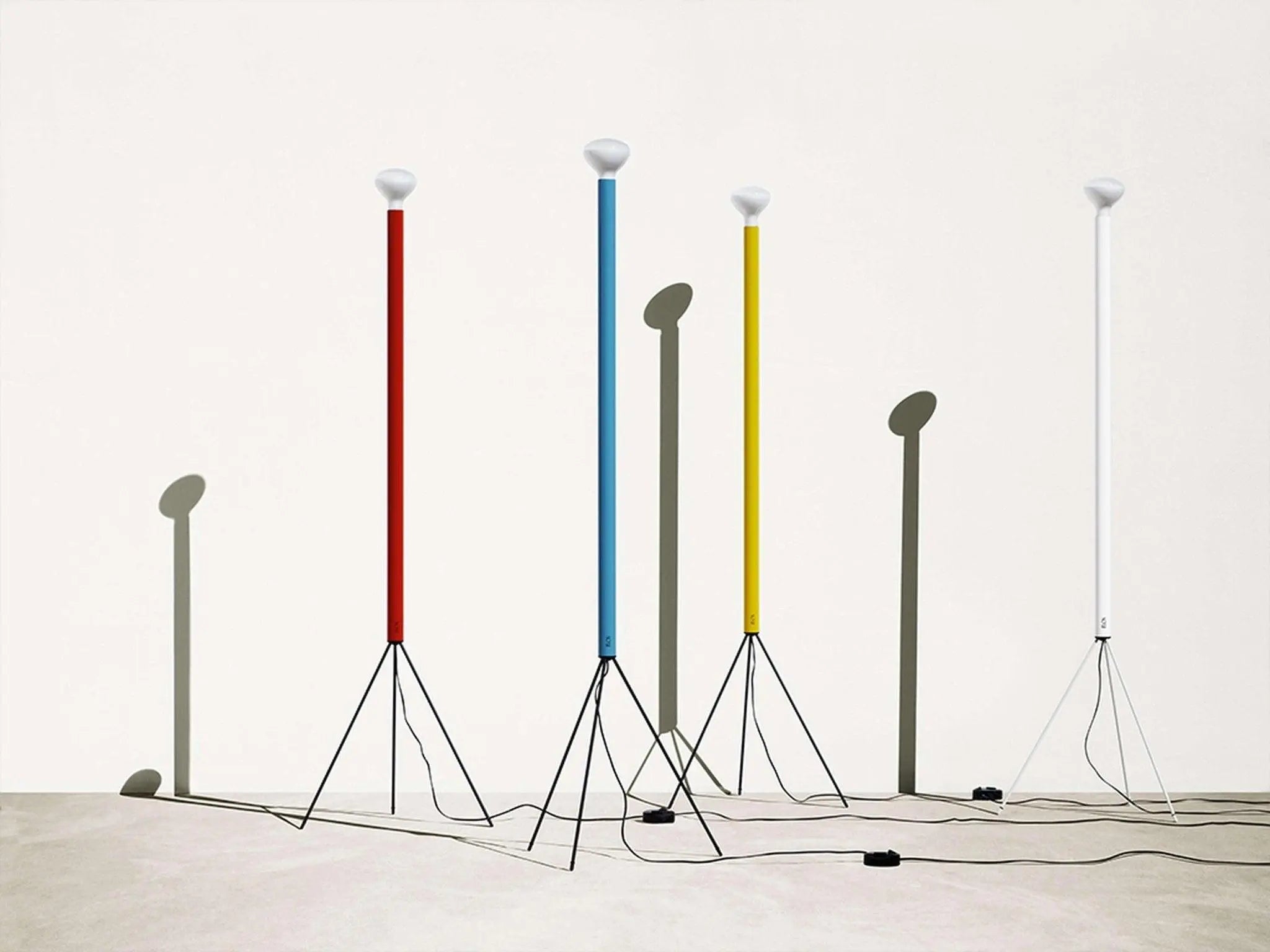 Lampa podłogowa LUMINATOR niebieski – Flos