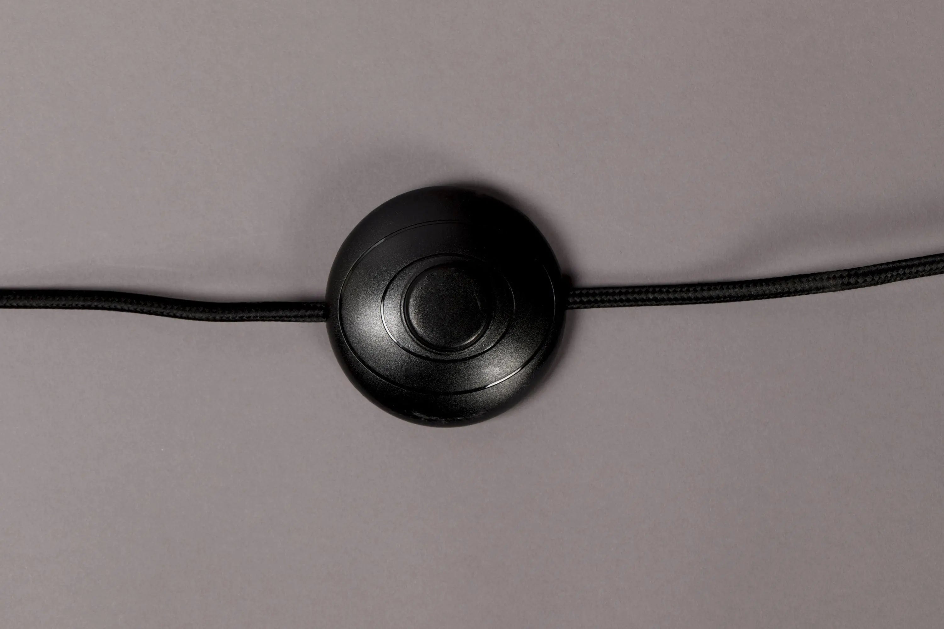 Lampa podłogowa MIKI biały boucle – Dutchbone