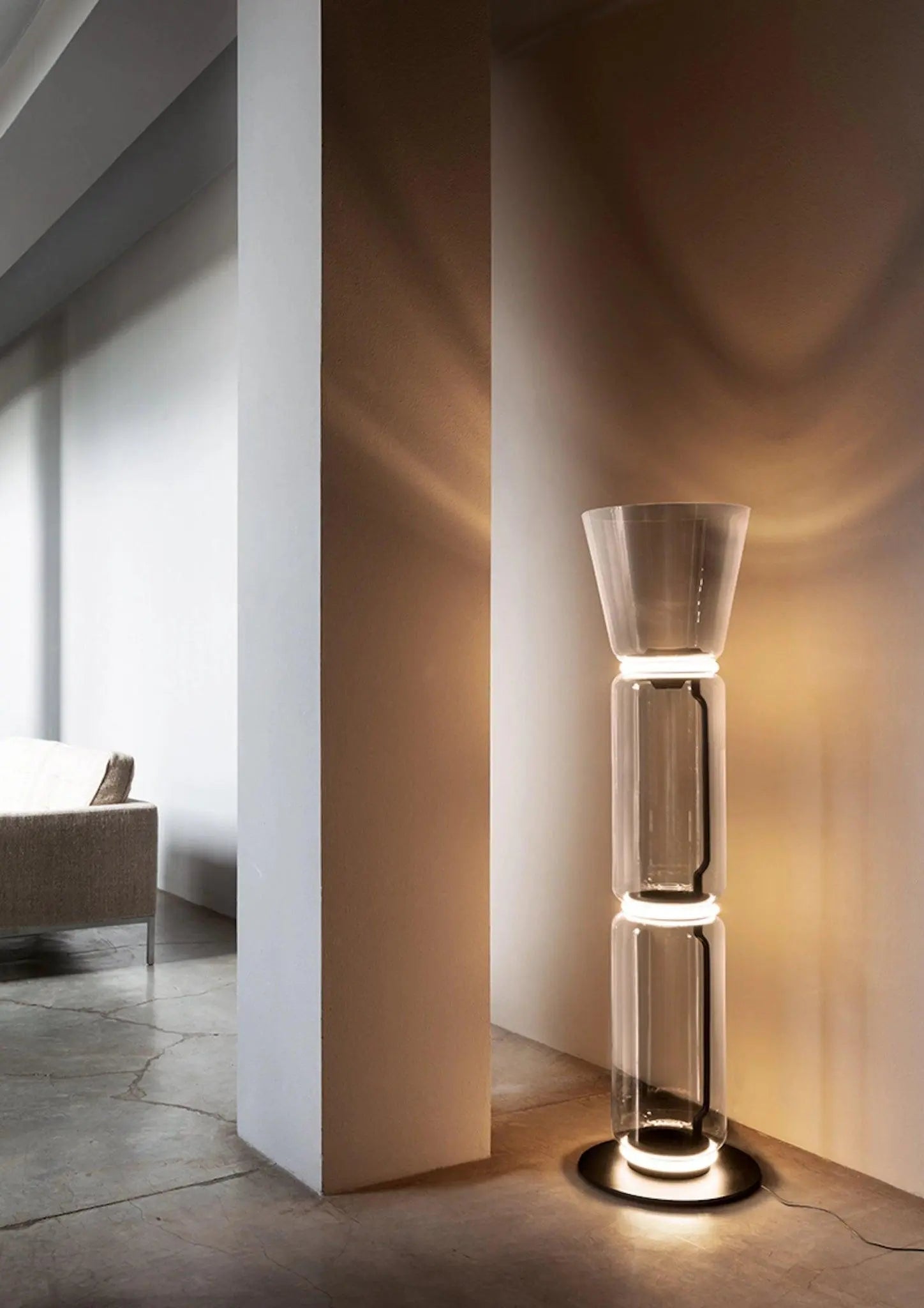 Lampa podłogowa NOCTAMBULE CONE szkło – Flos