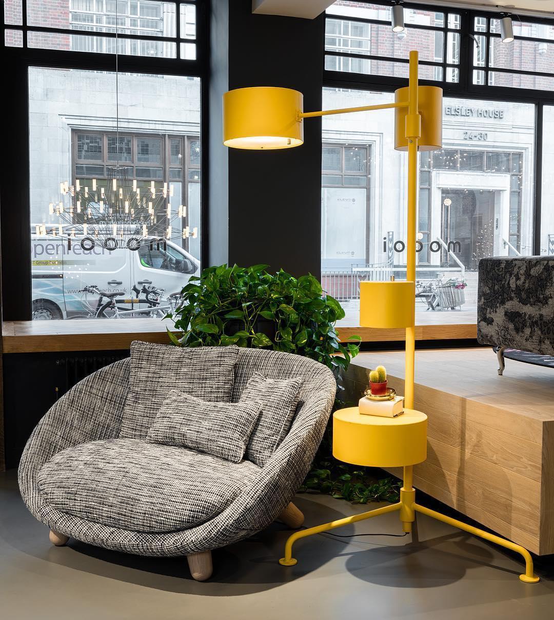 Lampa podłogowa STATISTOCRAT ochra Moooi Eye on Design