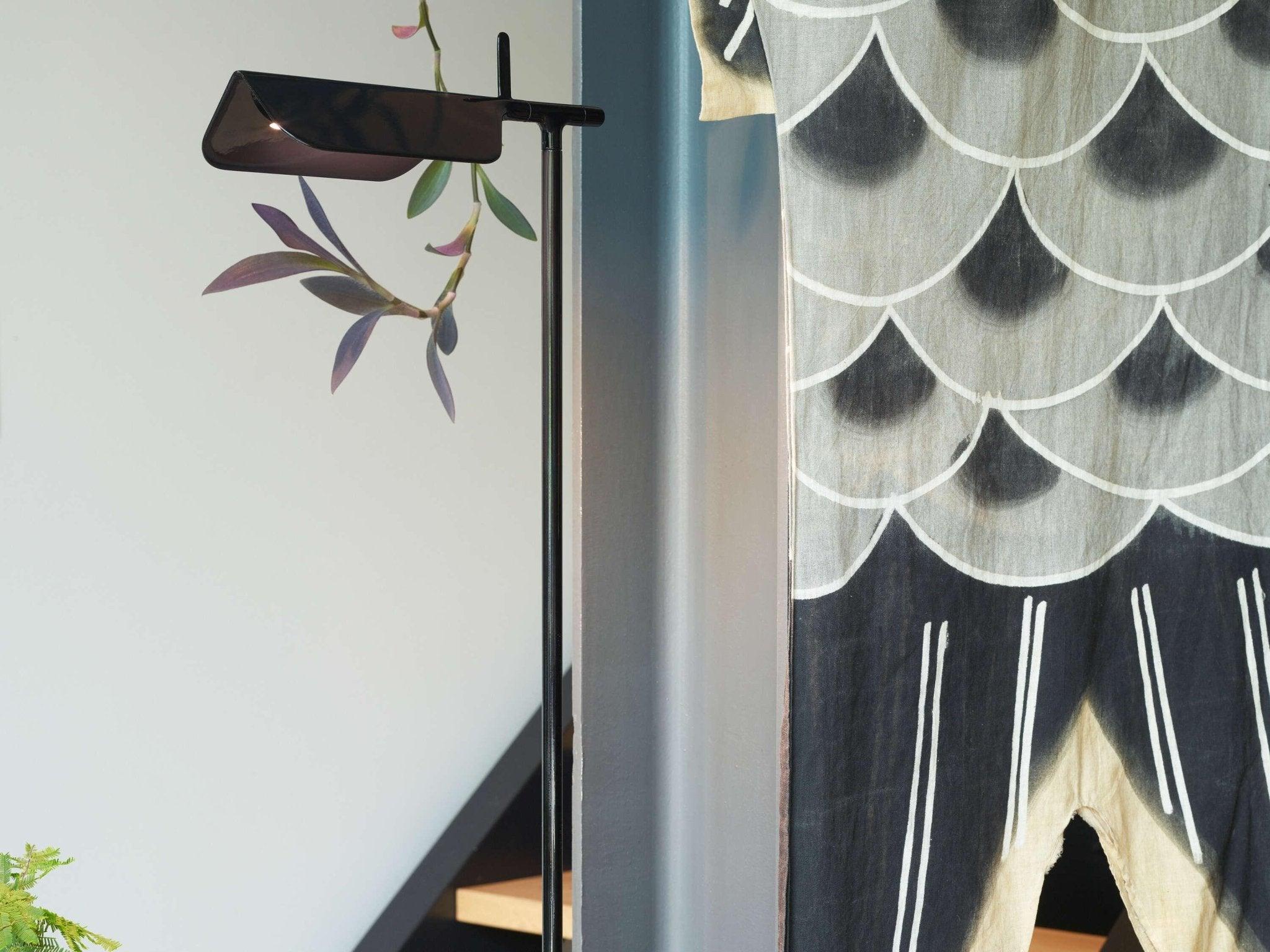 Lampa podłogowa TAB czarny Flos Eye on Design
