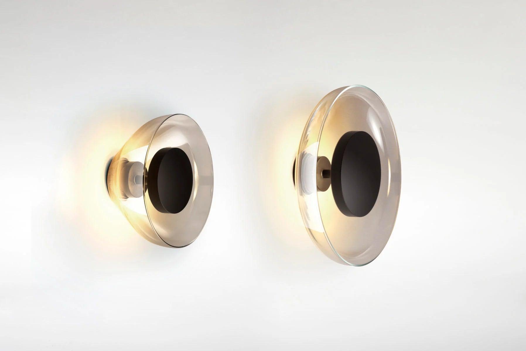 Lampa ścienna AURA dymione szkło Marset Eye on Design