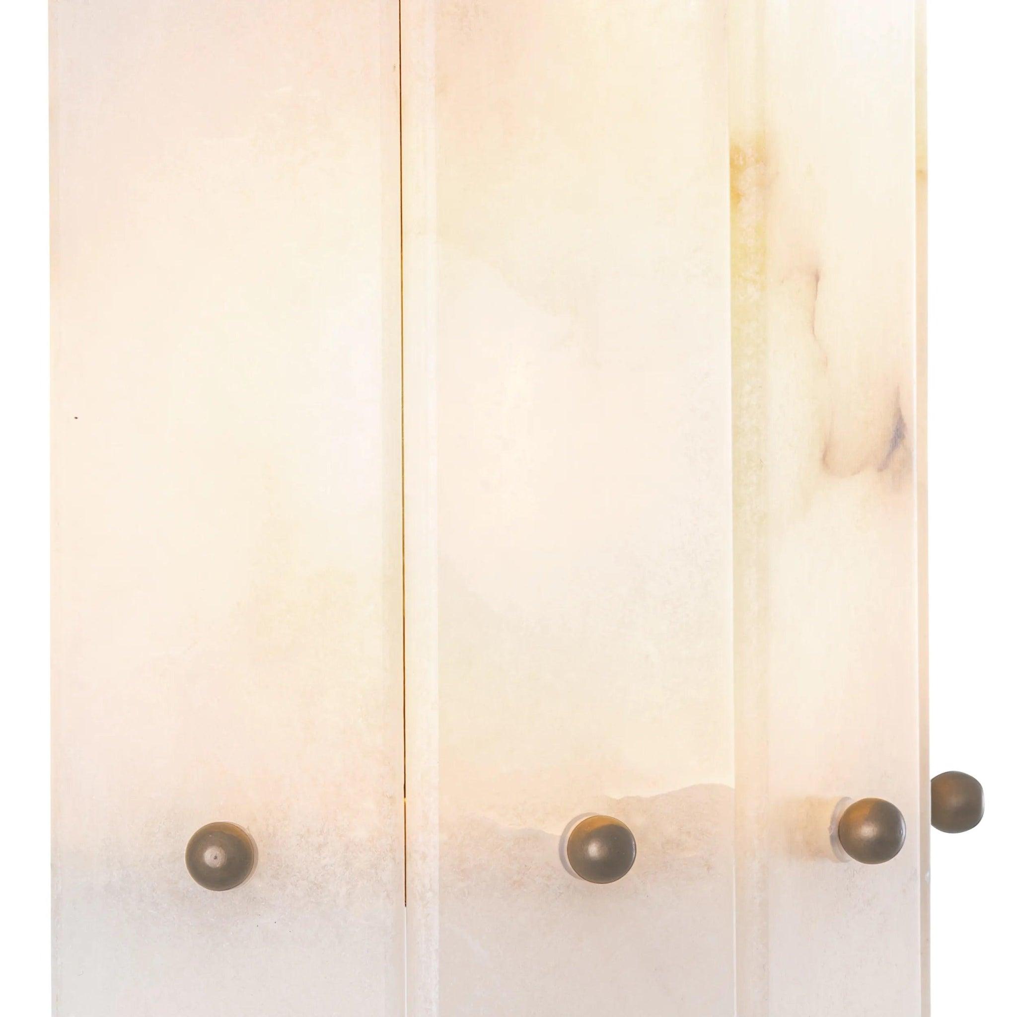 Lampa ścienna BLASON SINGLE alabaster Eichholtz Eye on Design