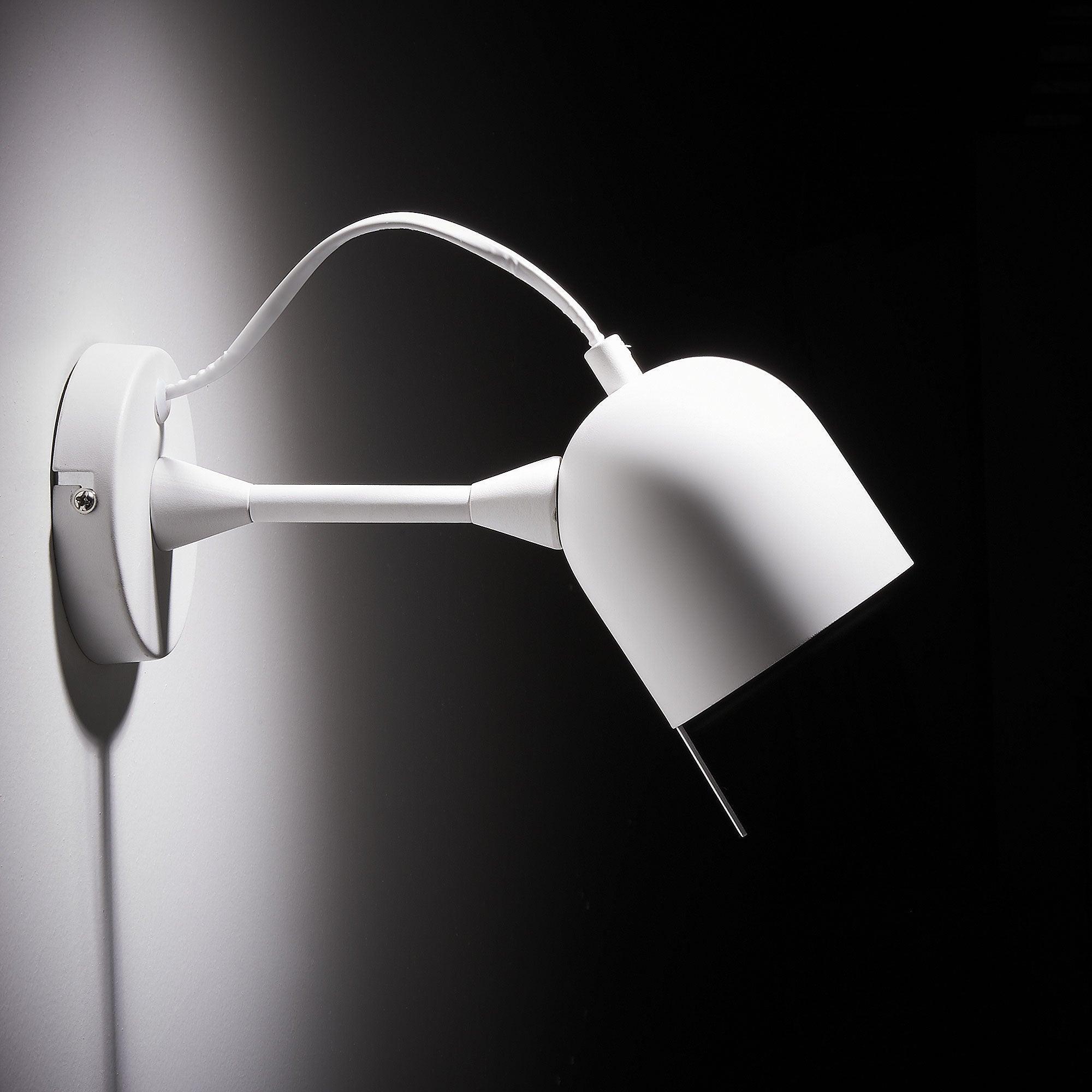 Lampa ścienna LUCILLA biały La Forma Eye on Design