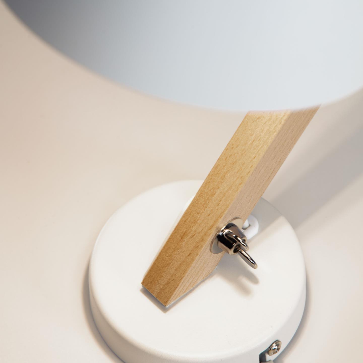 Lampa ścienna MUSE biały La Forma Eye on Design