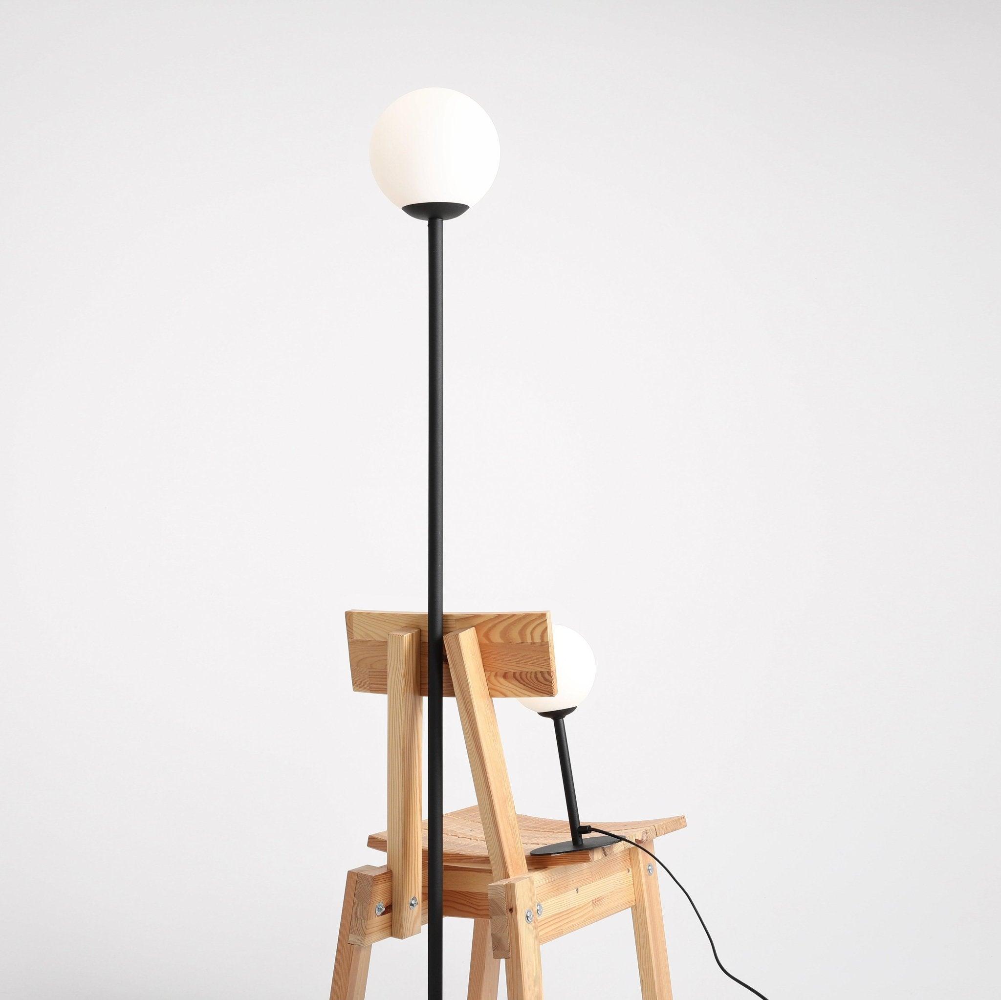 Lampa stojąca PINNE czarny Artera Eye on Design