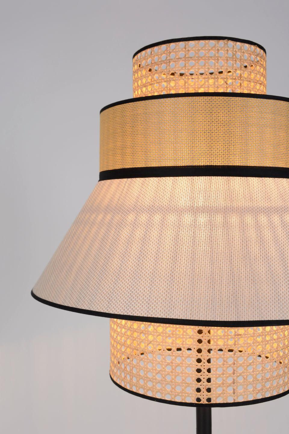 Lampa stojąca zewnętrzna SINGAPOUR miodowy Market Set Eye on Design