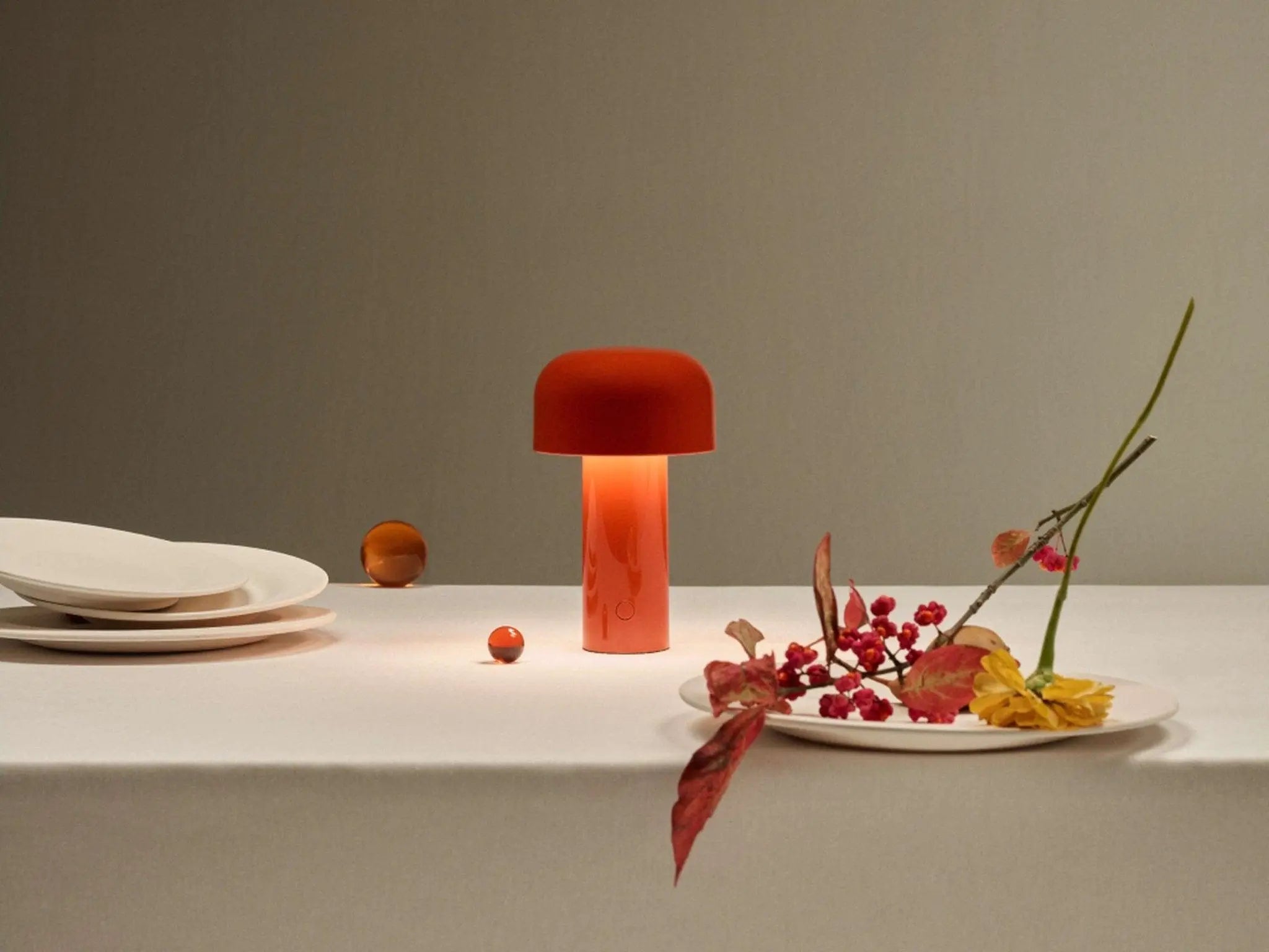 Lampa stołowa BELLHOP ceglasty – Flos