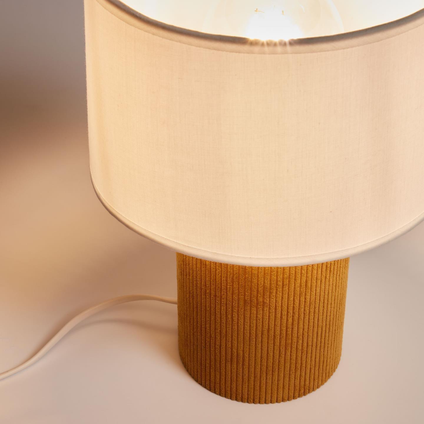 Lampa stołowa BIANELLA musztardowy La Forma Eye on Design