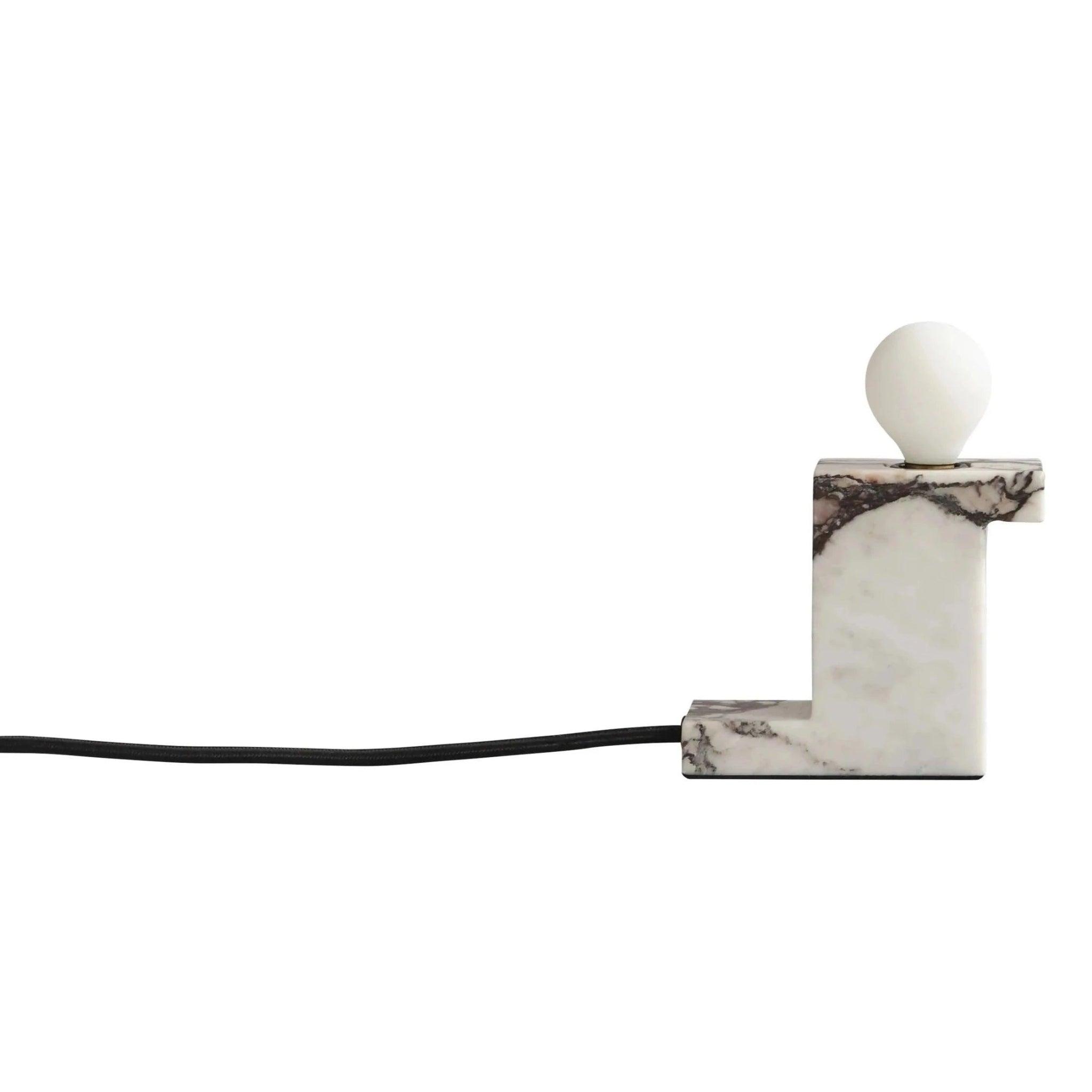 Lampa stołowa BRICK TALL marmurowy 101 Copenhagen Eye on Design