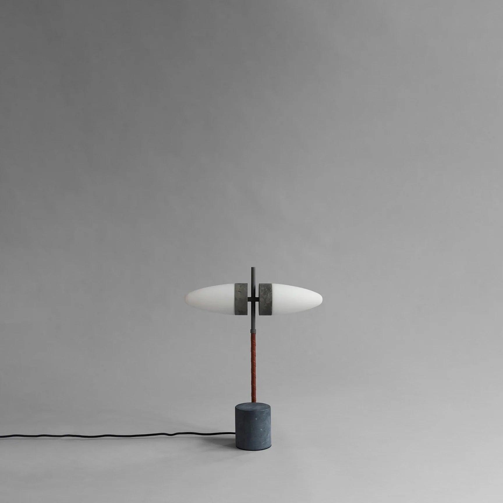 Lampa stołowa BULL oksydowany 101 Copenhagen Eye on Design