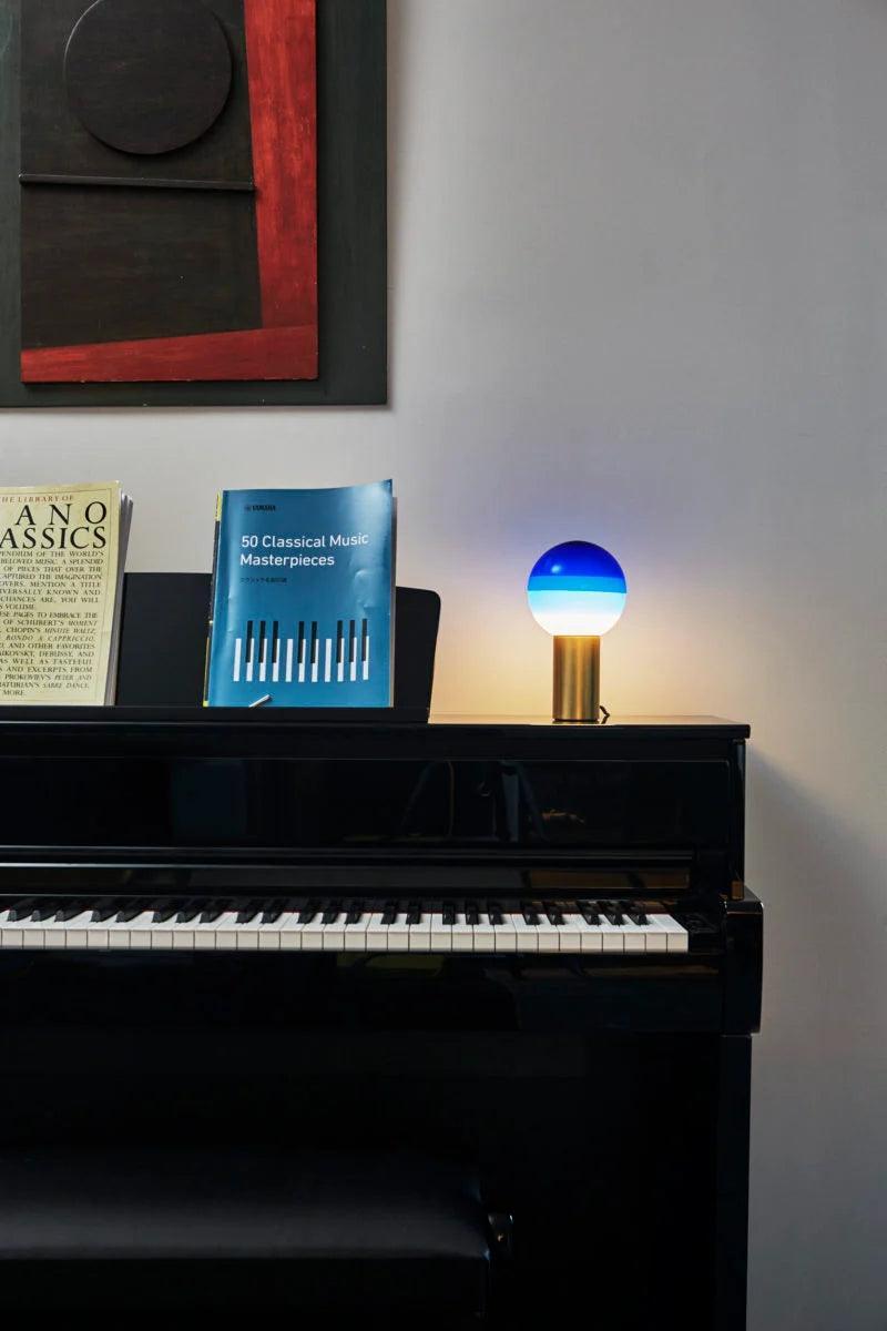 Lampa stołowa DIPPING niebieski Marset Eye on Design