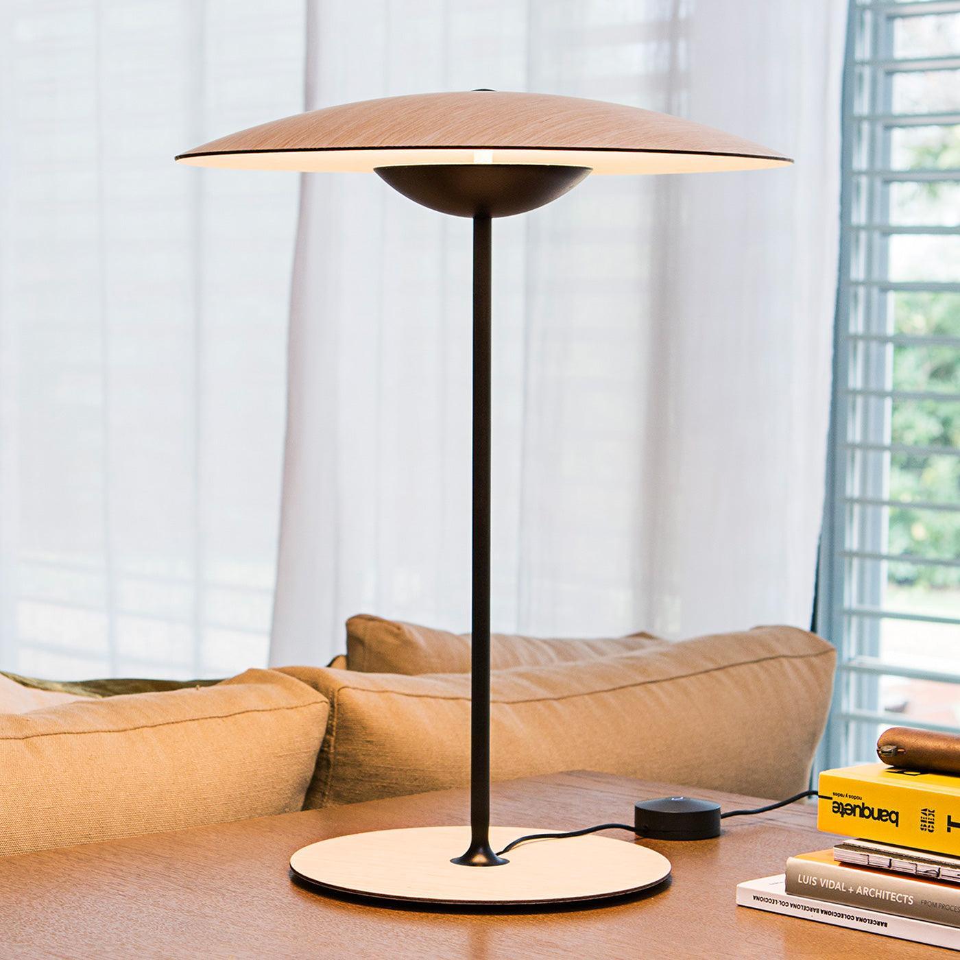 Lampa stołowa GINGER jasnobrązowy Marset Eye on Design