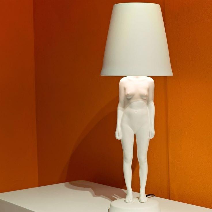 Lampa stołowa HIDING LADY biały Pols Potten Eye on Design