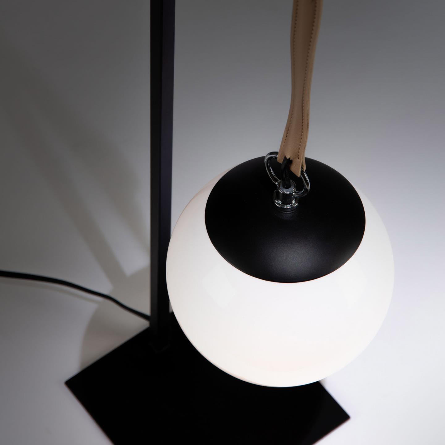 Lampa stołowa MONTEIRO czarny La Forma Eye on Design