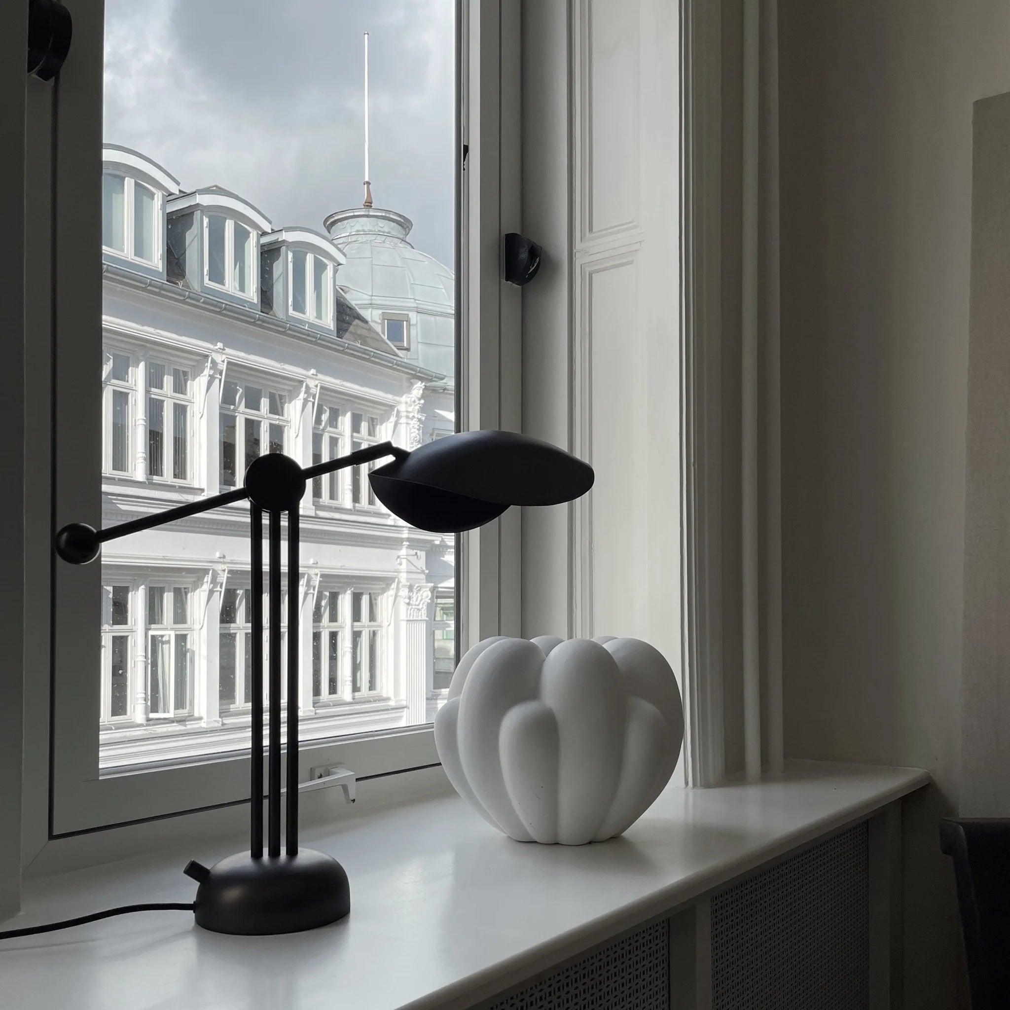 Lampa stołowa STINGRAY brązowy 101 Copenhagen Eye on Design