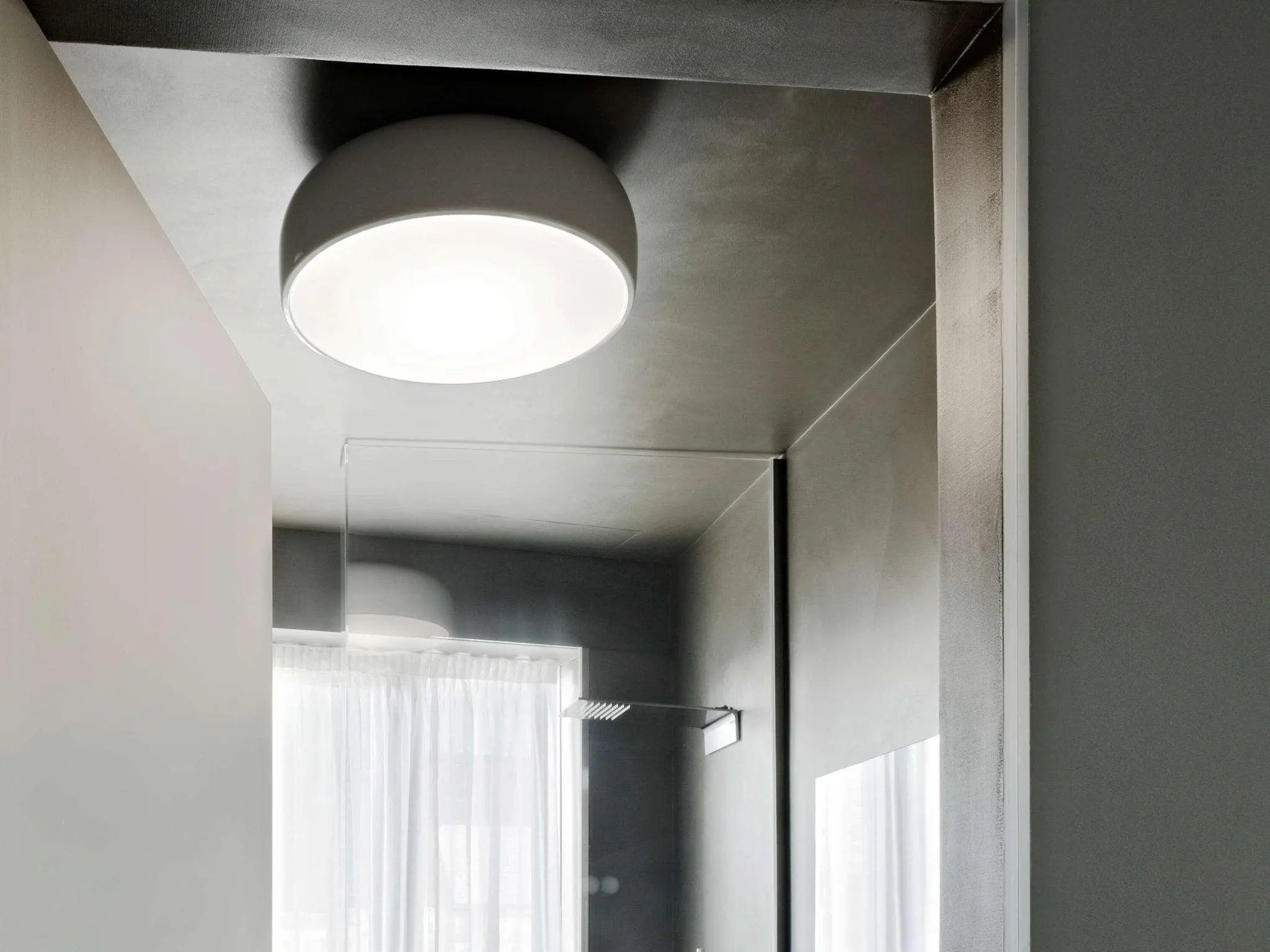 Lampa sufitowa SMITHFIELD PRO ciemnobeżowy – Flos