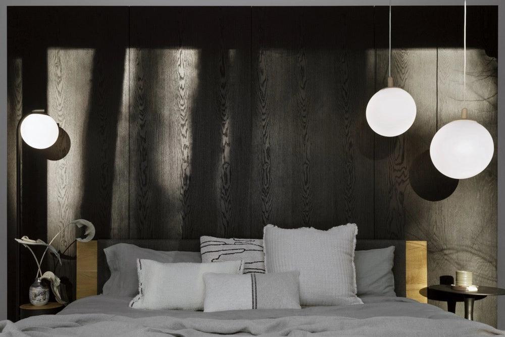 Lampa wisząca ALUR mleczne szkło z drewnem Kaspa Eye on Design