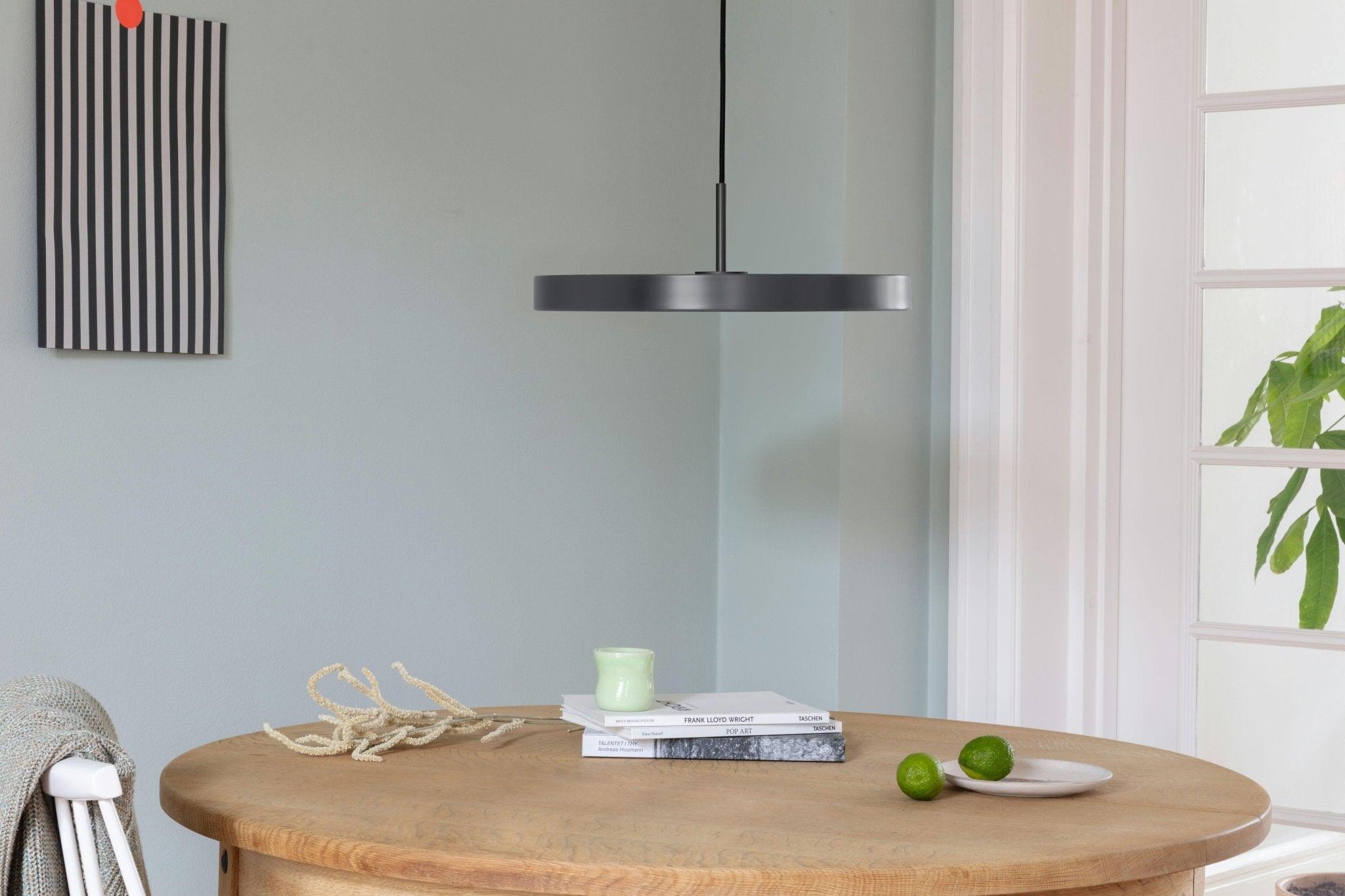 Lampa wisząca ASTERIA czarny UMAGE Eye on Design