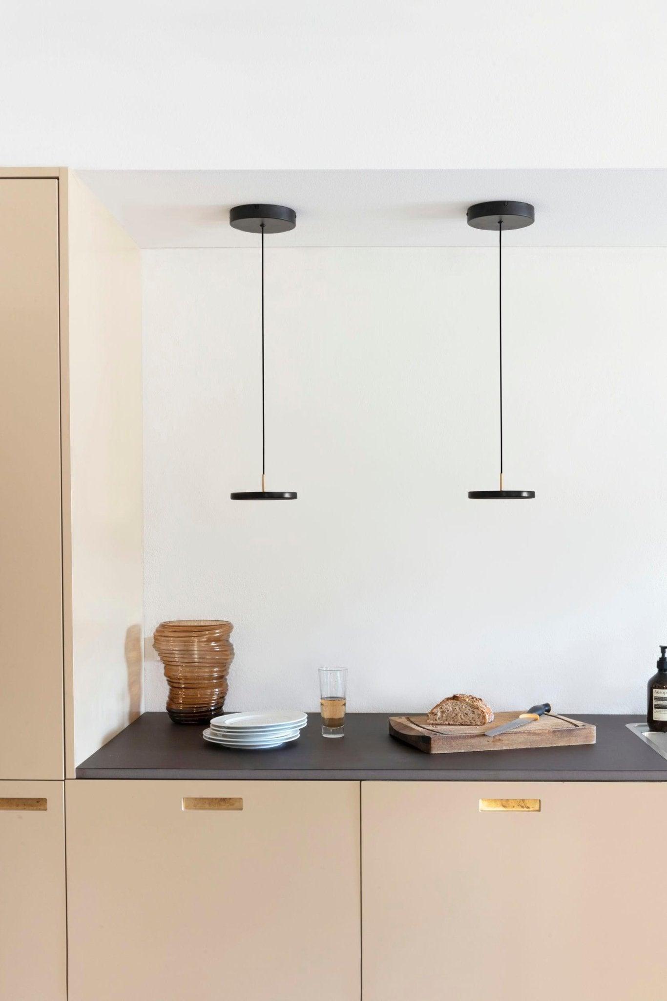 Lampa wisząca ASTERIA MICRO czarny UMAGE Eye on Design