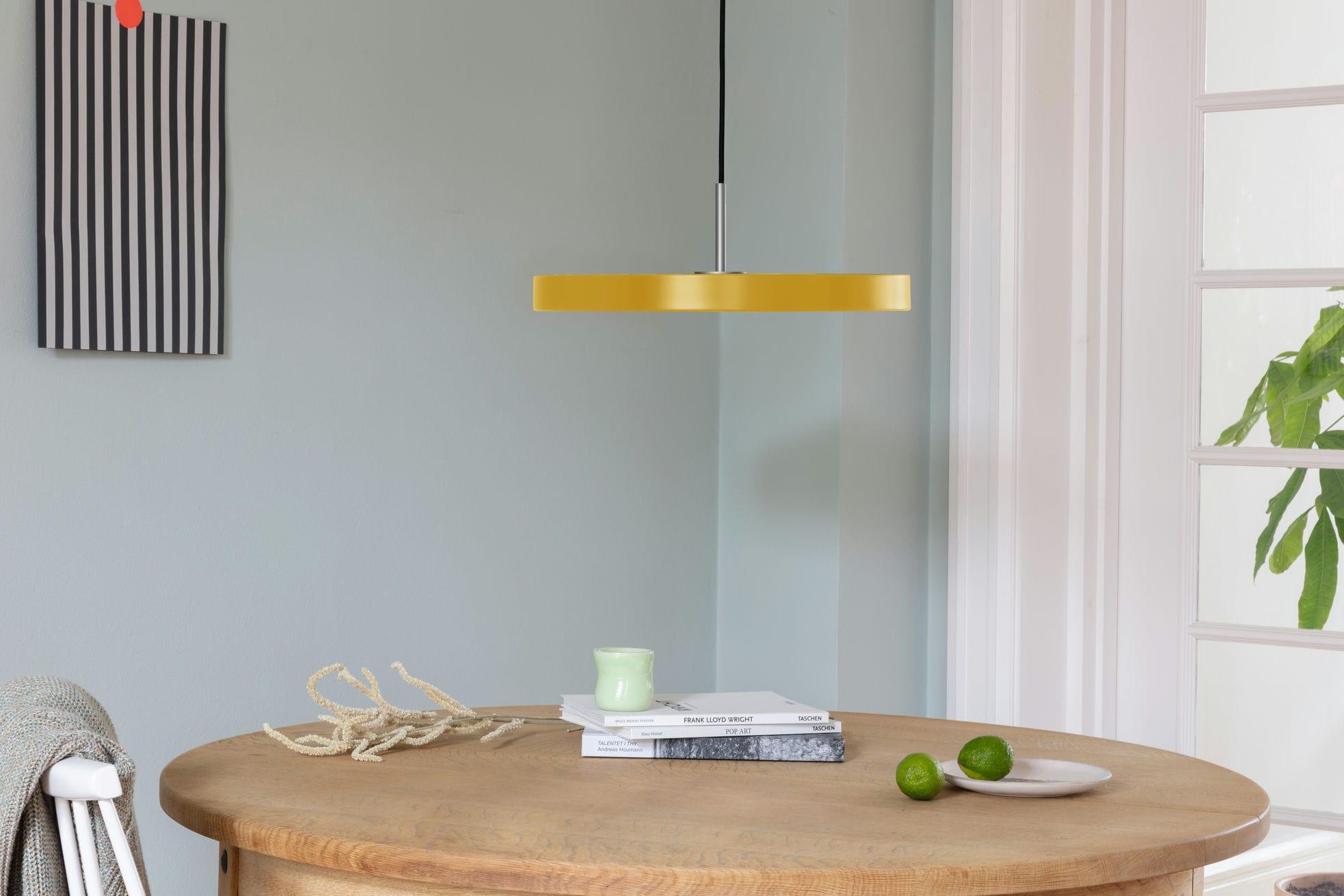 Lampa wisząca ASTERIA szafranowy UMAGE Eye on Design