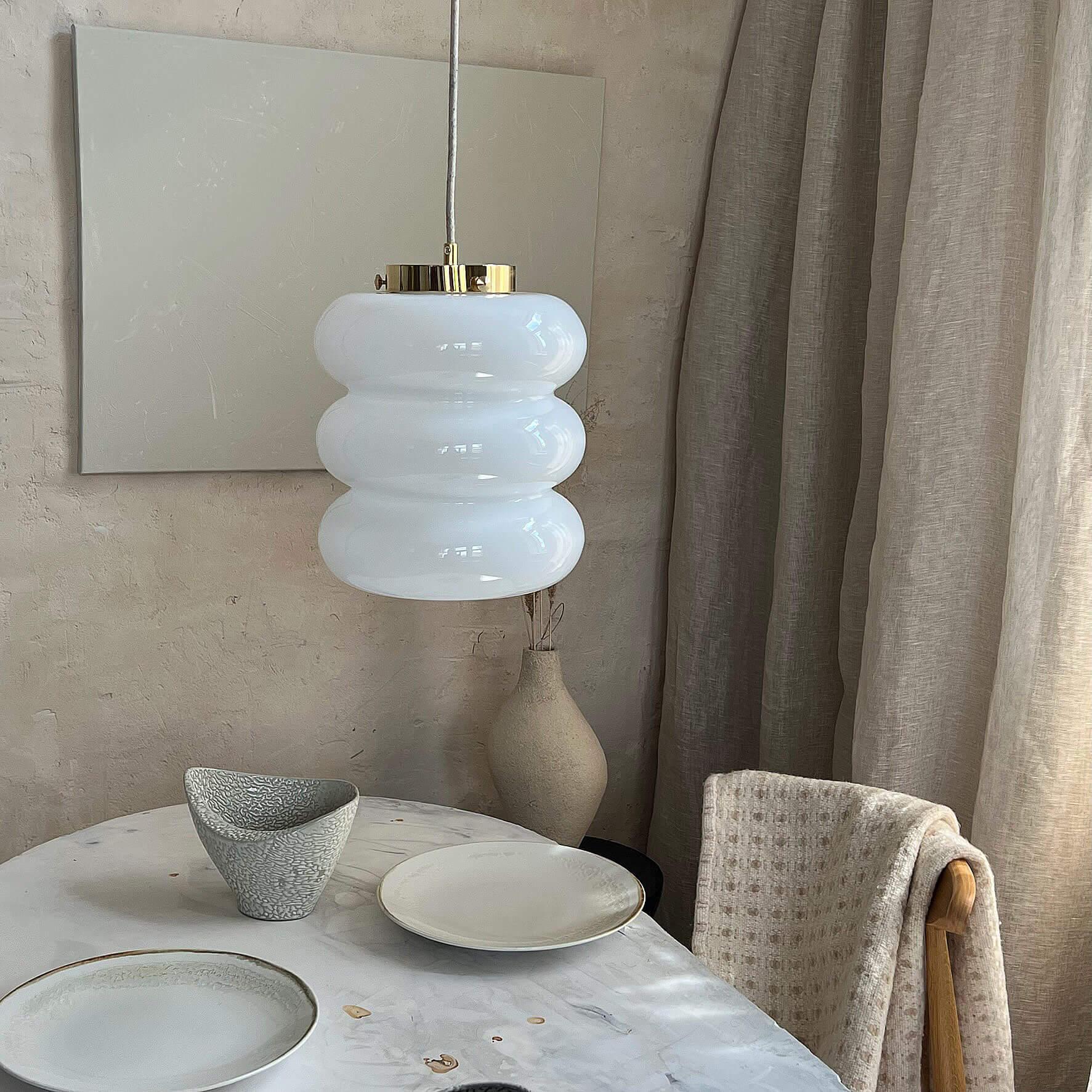 Lampa wisząca BIBE mosiężny Embassy Interiors Eye on Design