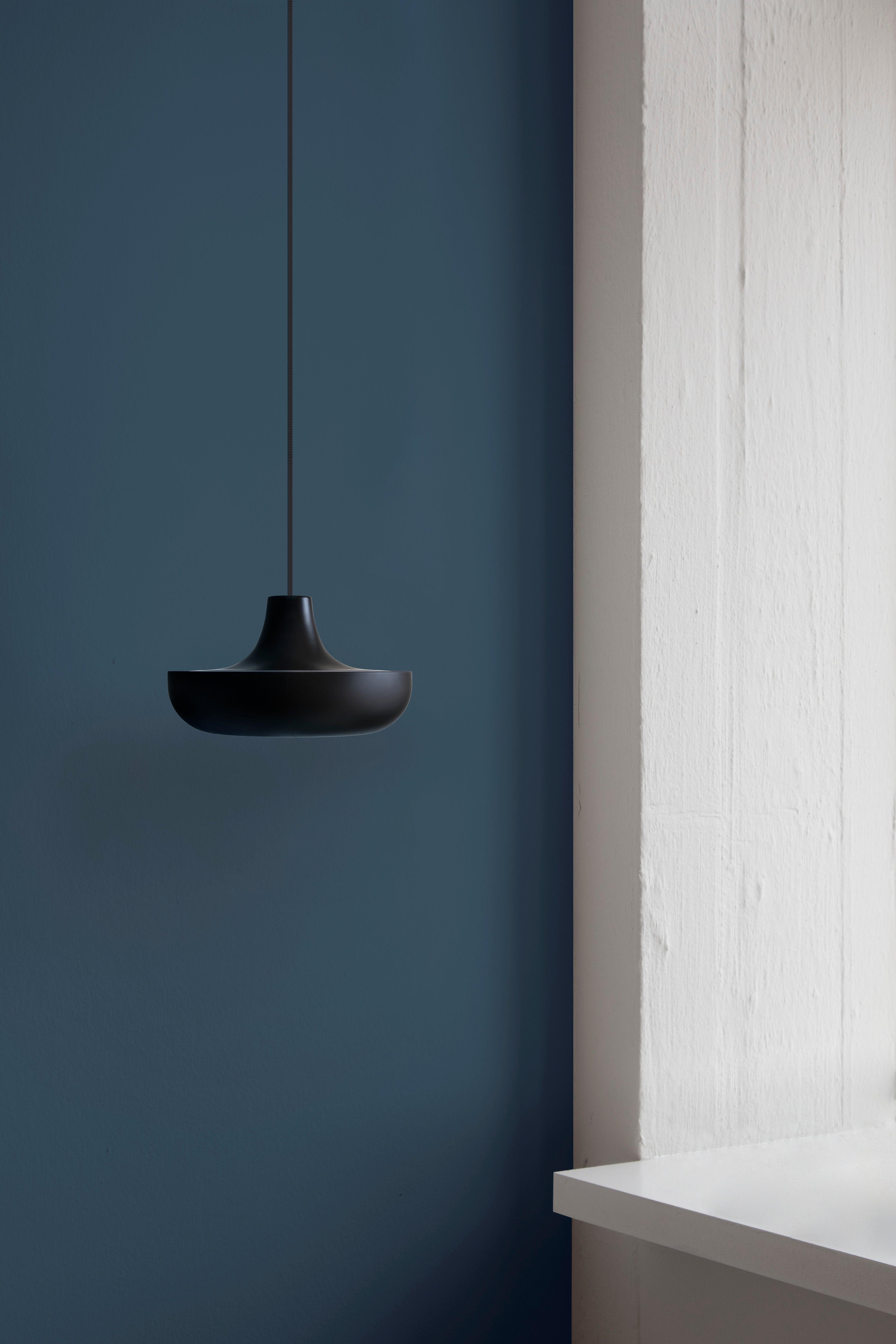 Lampa wisząca CASSINI czarny UMAGE Eye on Design