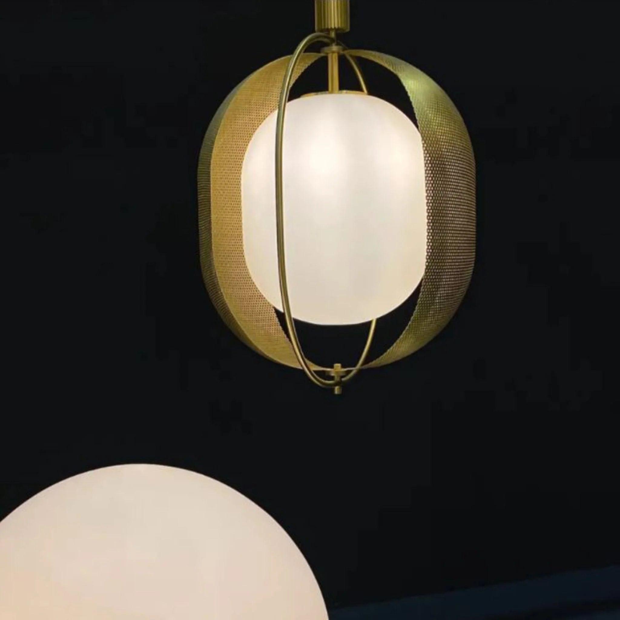 Lampa wisząca PEARL mosiądz 101 Copenhagen Eye on Design