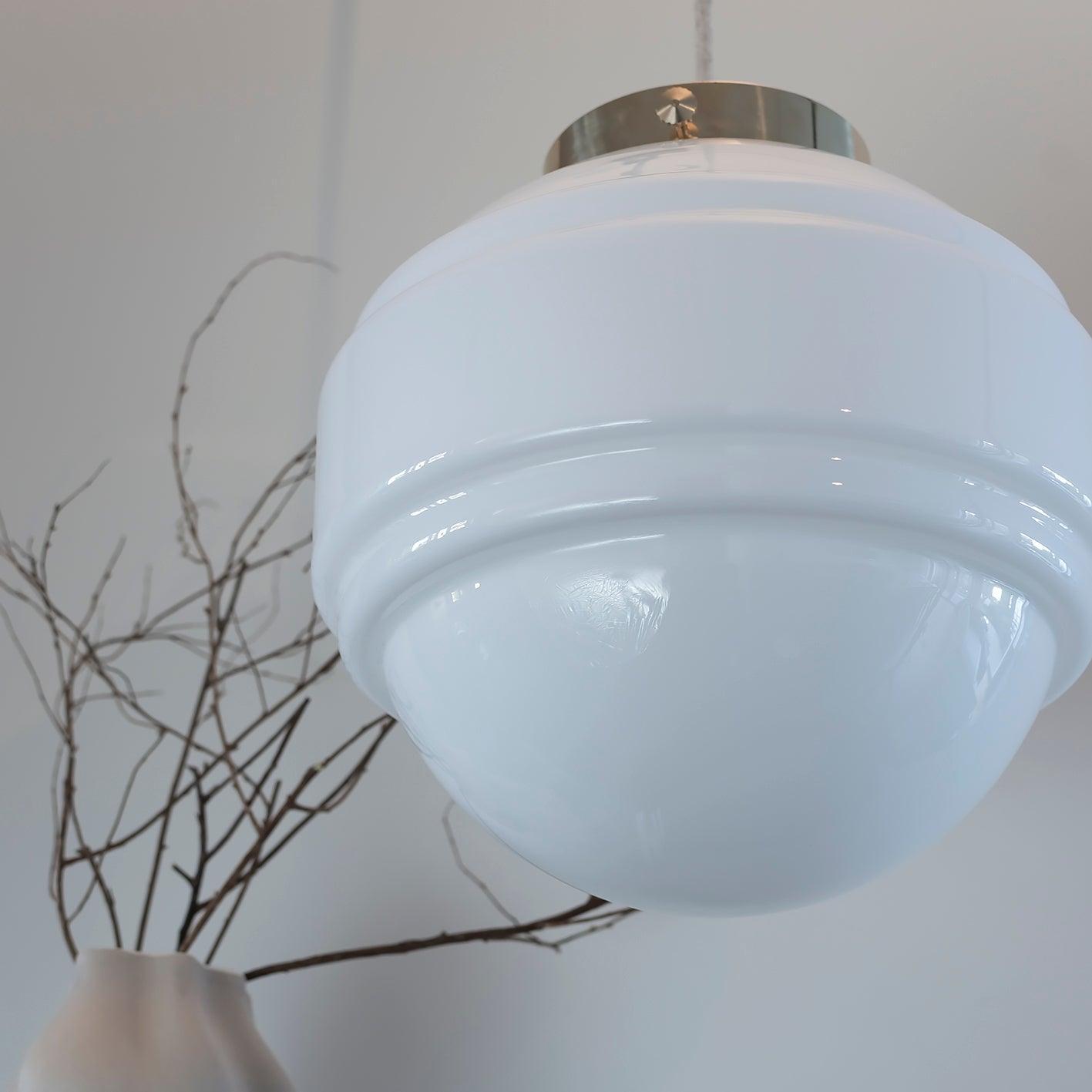 Lampa wisząca SATURN mosiężny Embassy Interiors Eye on Design