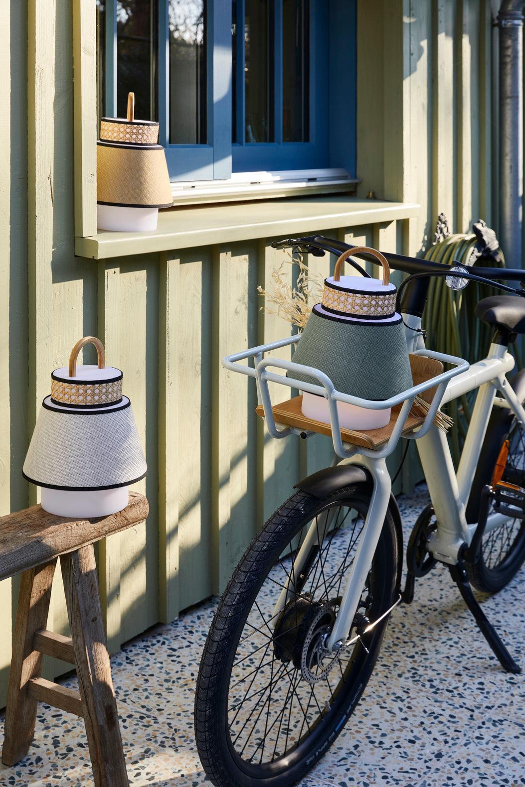 Lampa zewnętrzna SINGAPOUR miętowy Market Set Eye on Design