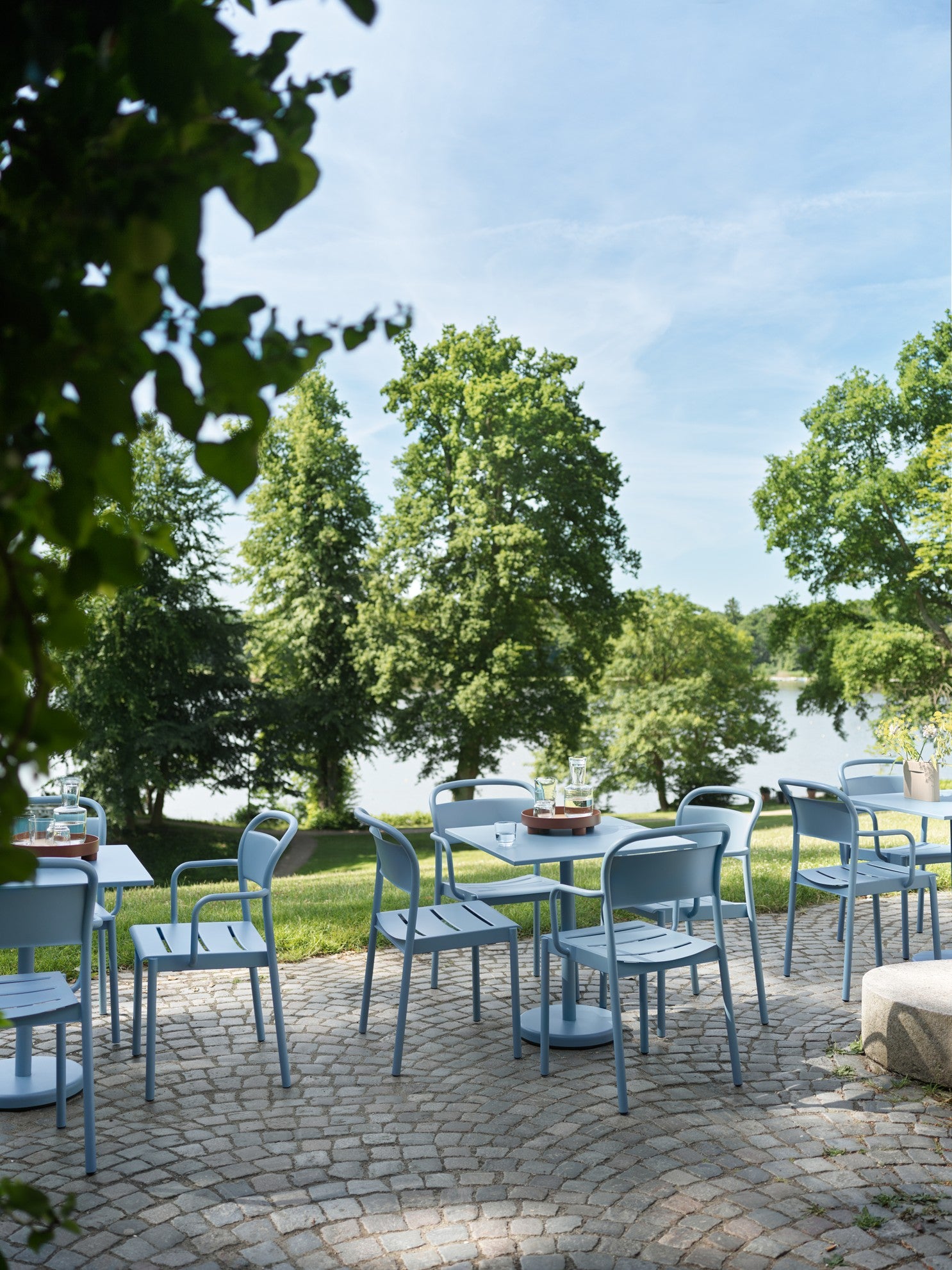 LINEAR Blue Steel Outdoor Armchair
