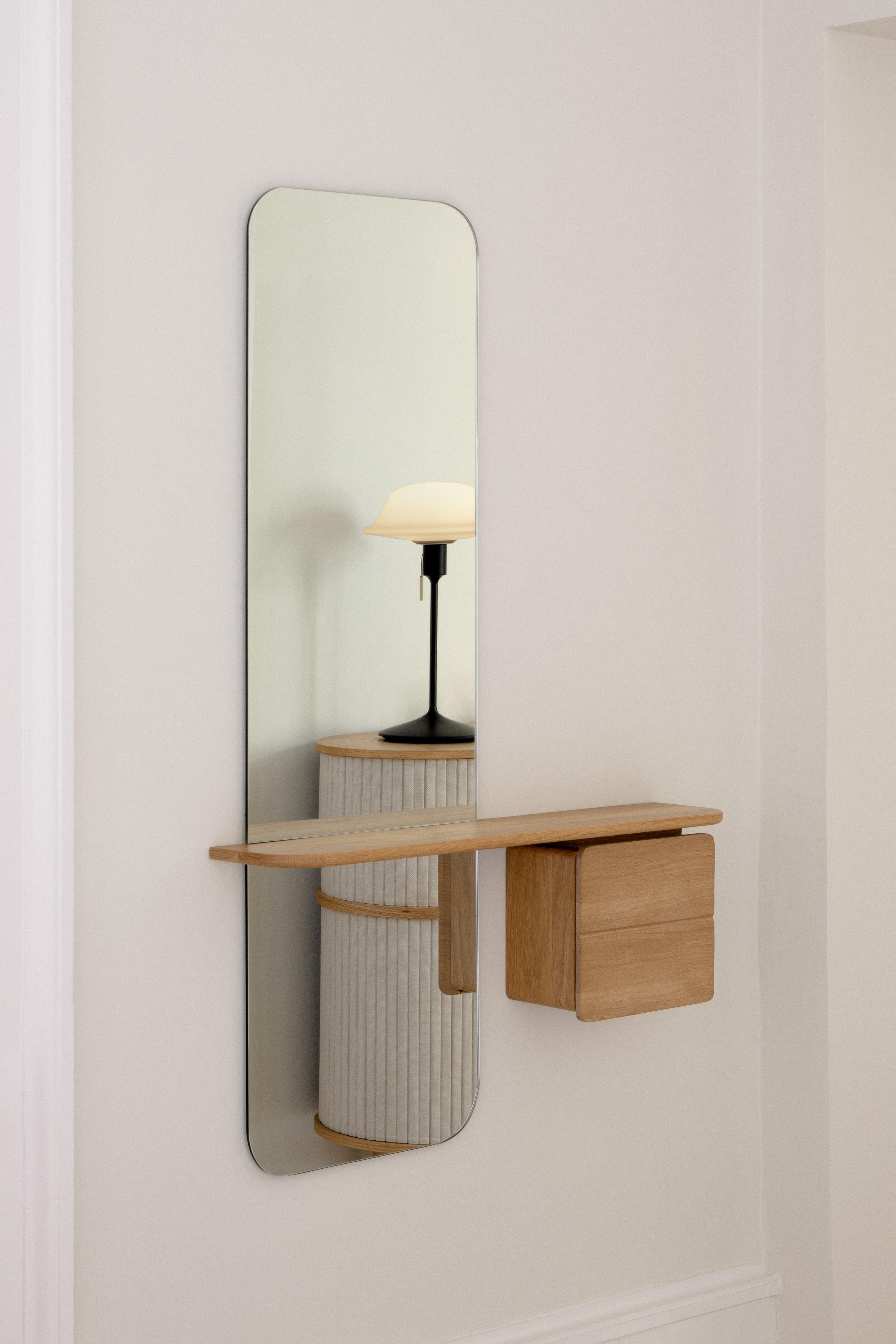 Lustro ONE MORE LOOK dębowy UMAGE Eye on Design